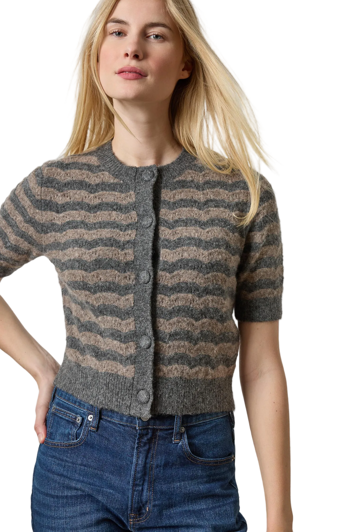 SHORT SLEEVE CREWNECK CARDIGAN Sassanvoa