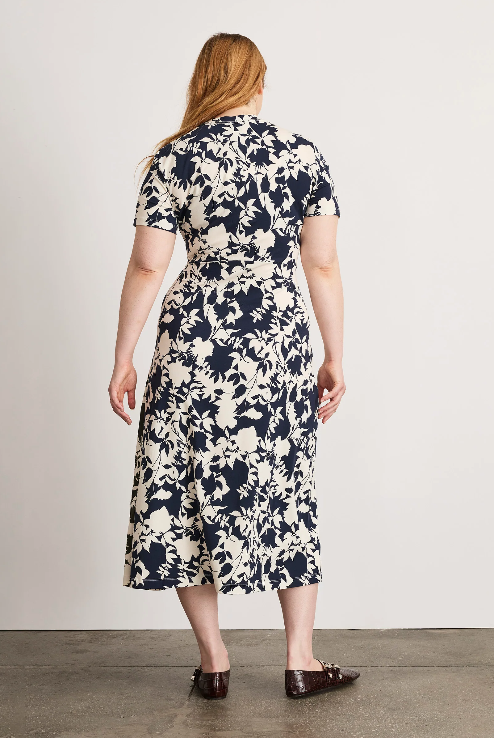 JAN DRESS (R26D182575) - Dresses - Sassanova