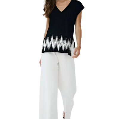 CHEVRON BORDER STITCH V NECK W/SLITS
sassanova
