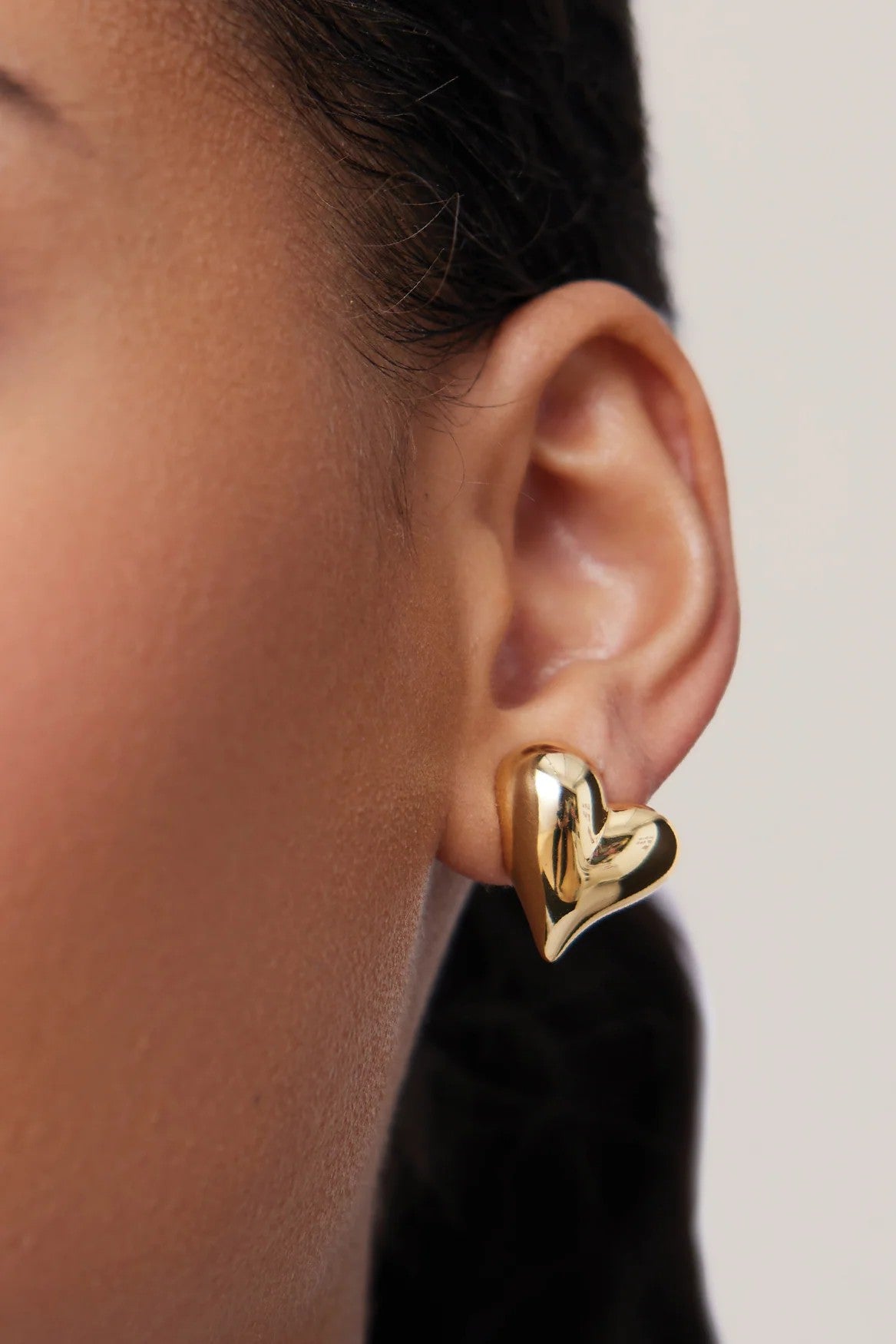 ART HEART SYMMETRICAL BUTTON EARRINGS - Earrings - Sassanova