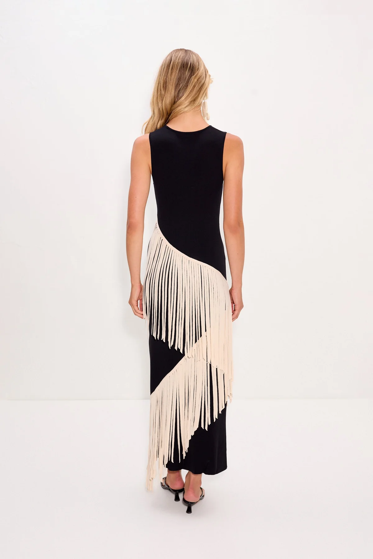 SPIRAL KNIT DRESS - Dresses - Sassanova