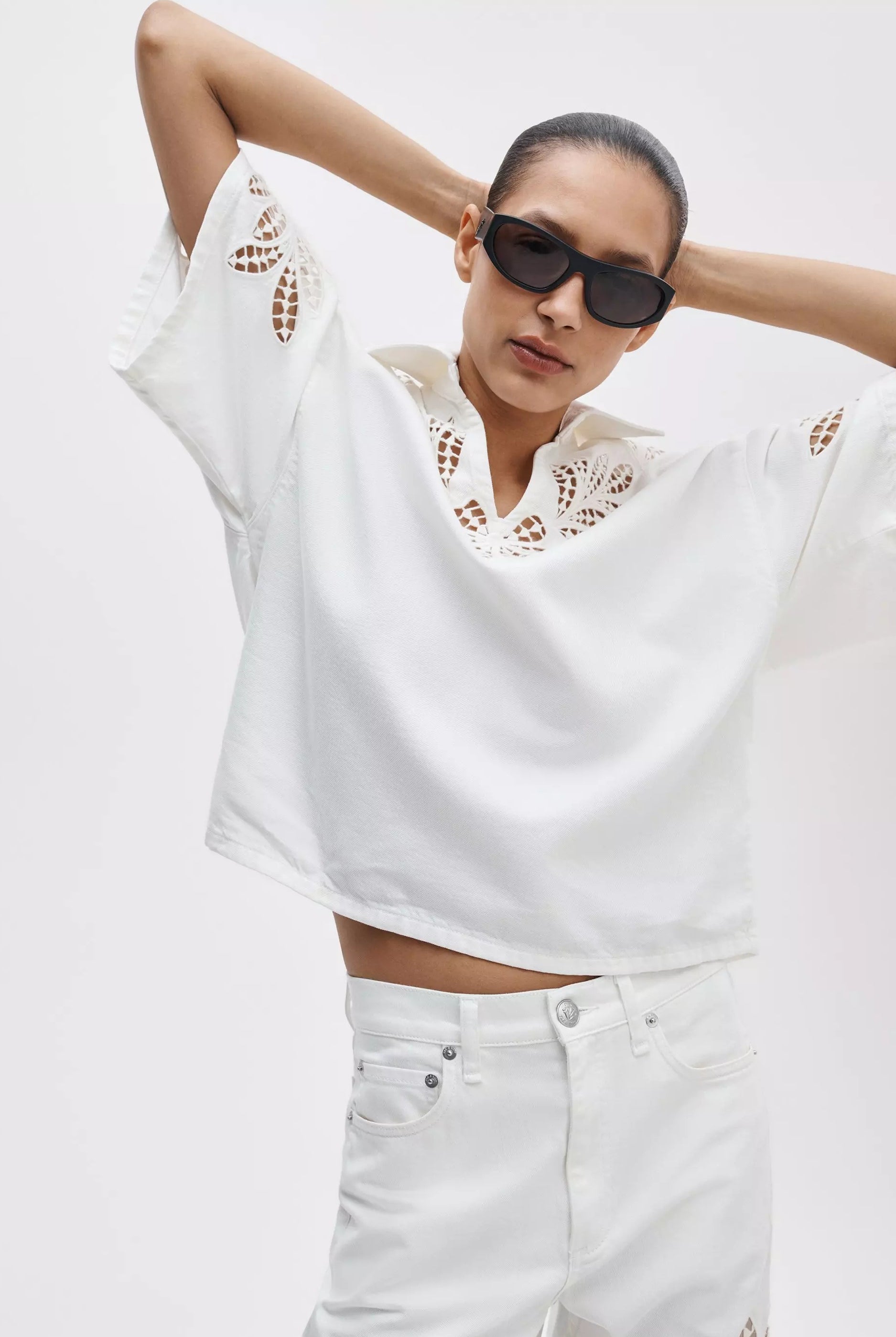 ULTRA FEATHERWEIGHT LUCY POP OVER SHIRT - Blouses - Sassanova