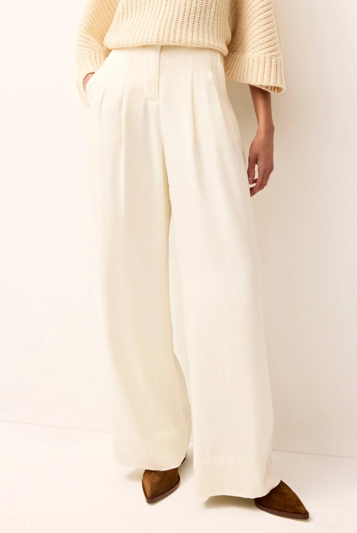 MACBEE PANT - Sassanova