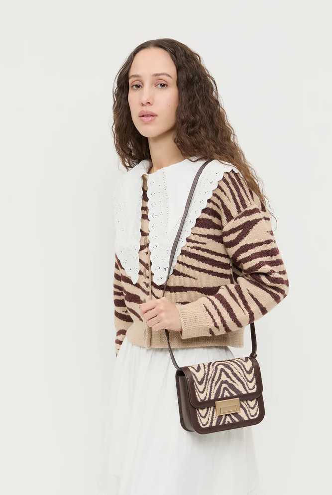 DESI FLAP CROSSBODY - Handbags - Sassanova