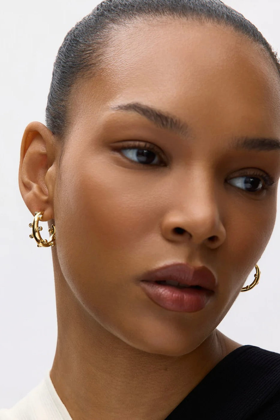 ADELINE HOOPS- GLD/CLR
sassanova