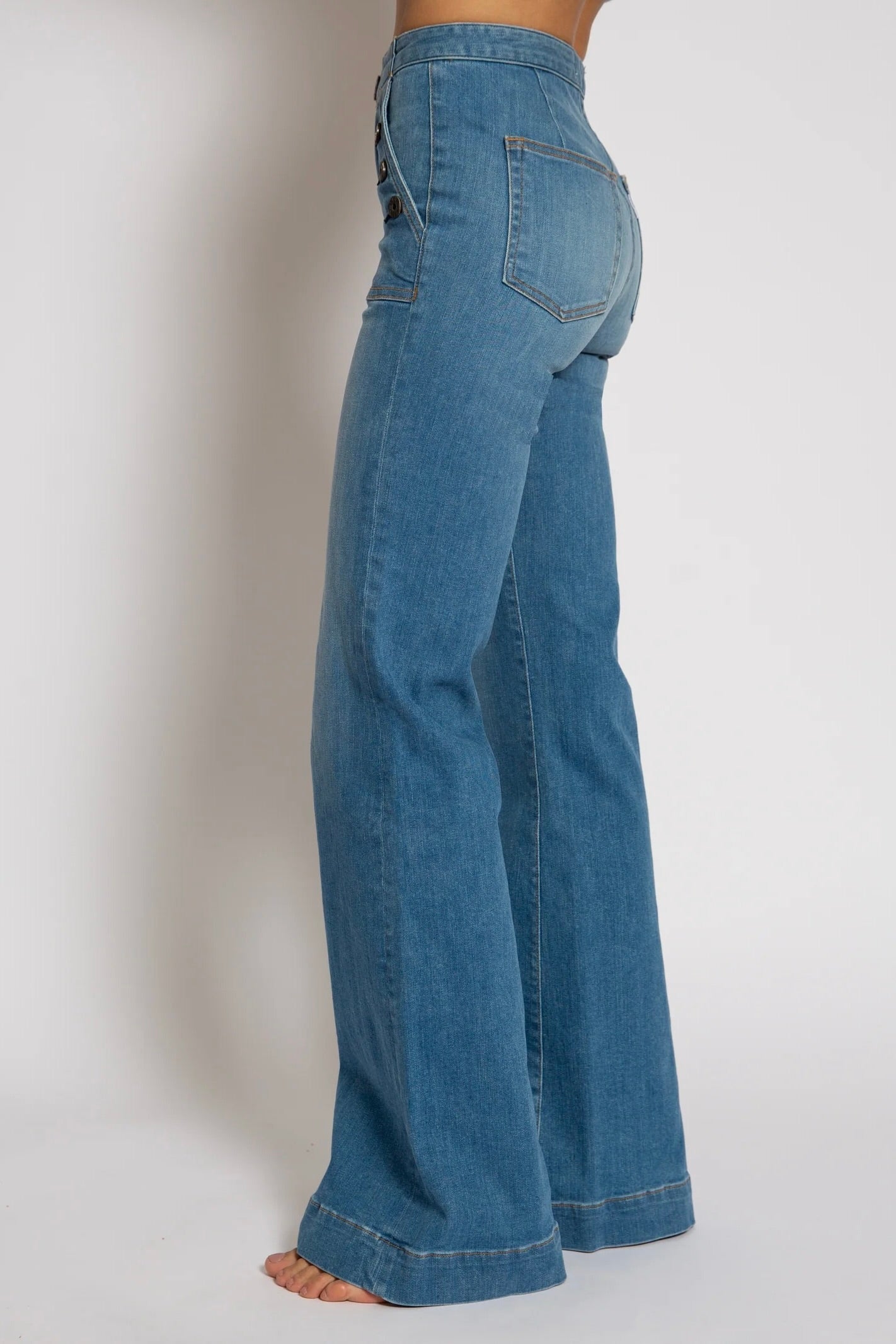 BRICK HOUSE WIDE LEG DYNOMITE - Jeans - Sassanova