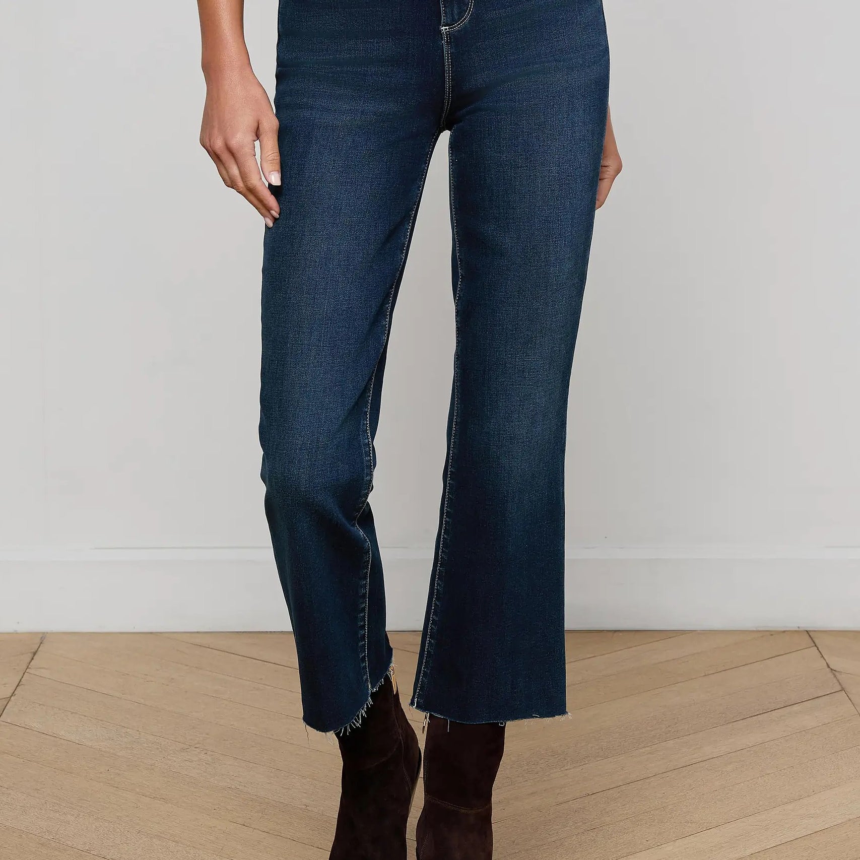 KENDRA CROP FLARE-Sassanova