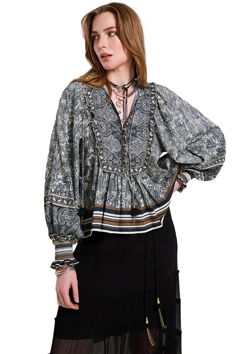 DESIRE TOP
sassanova