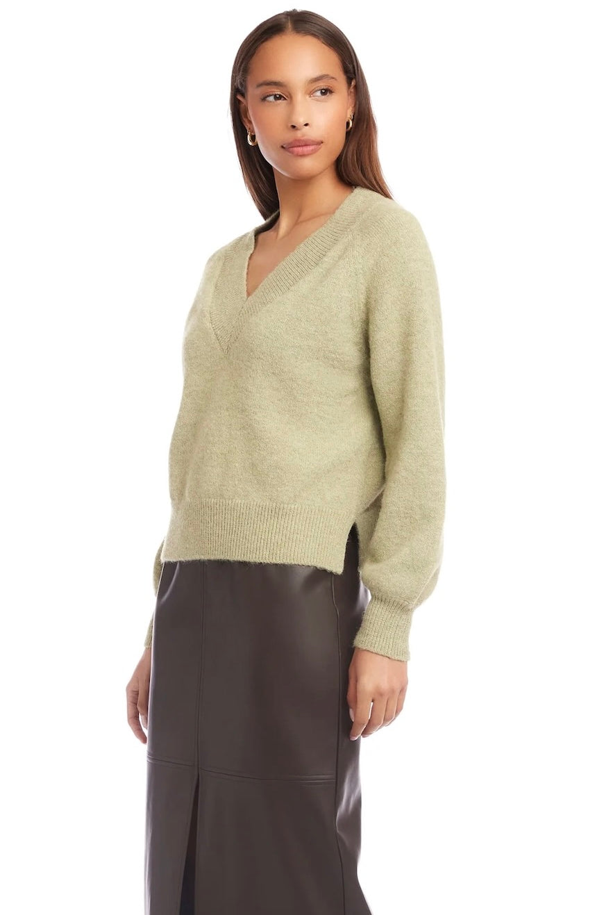 HEATHER V NECK SWEATER
sassanova