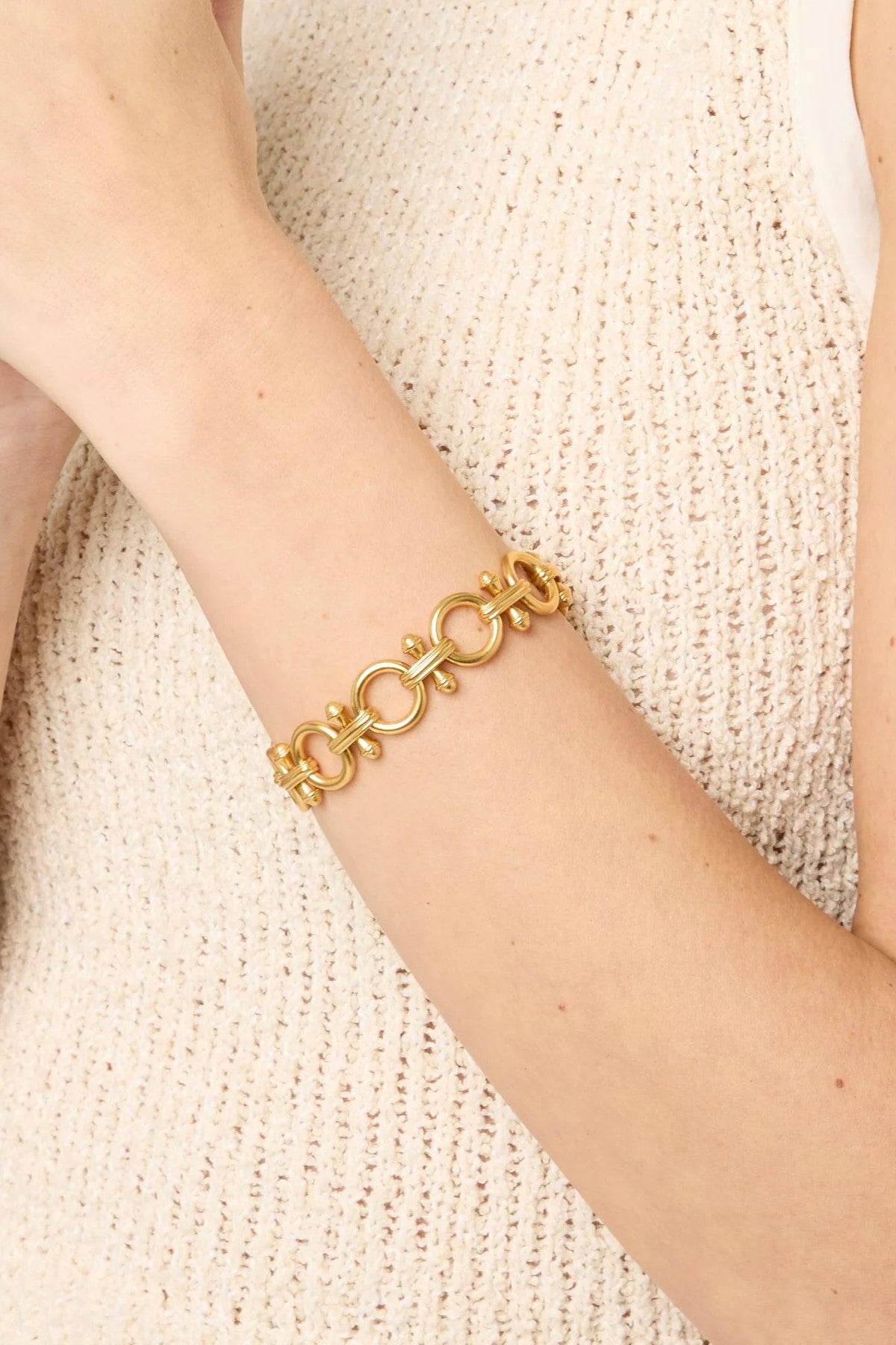 BAMBOO LINK BRACELET- GLD
sassanova