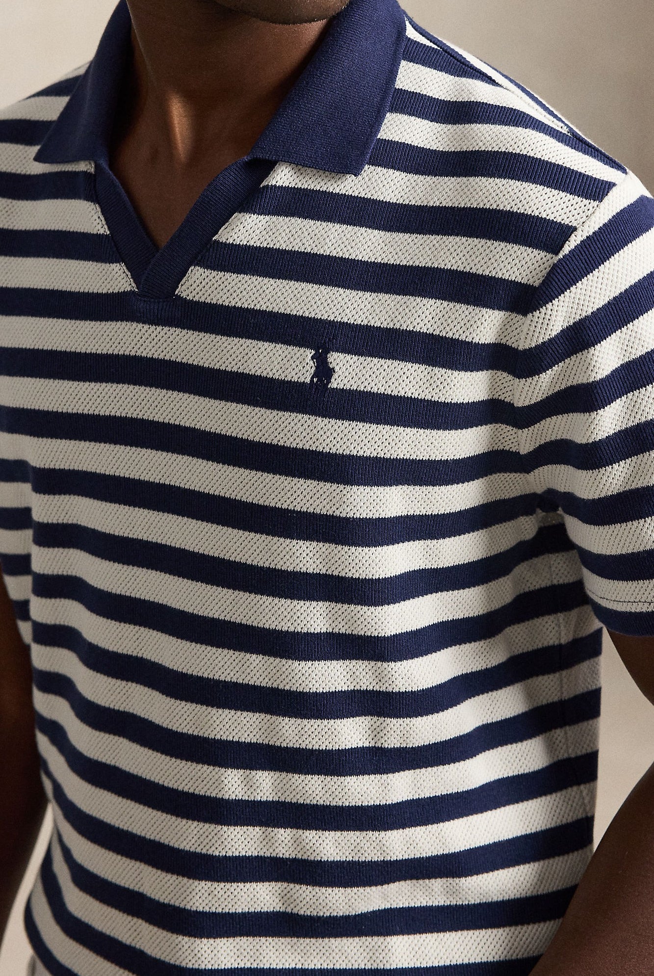 CLUB STRIPE JOHNNY COLLAR POLO - Polos - Novaman