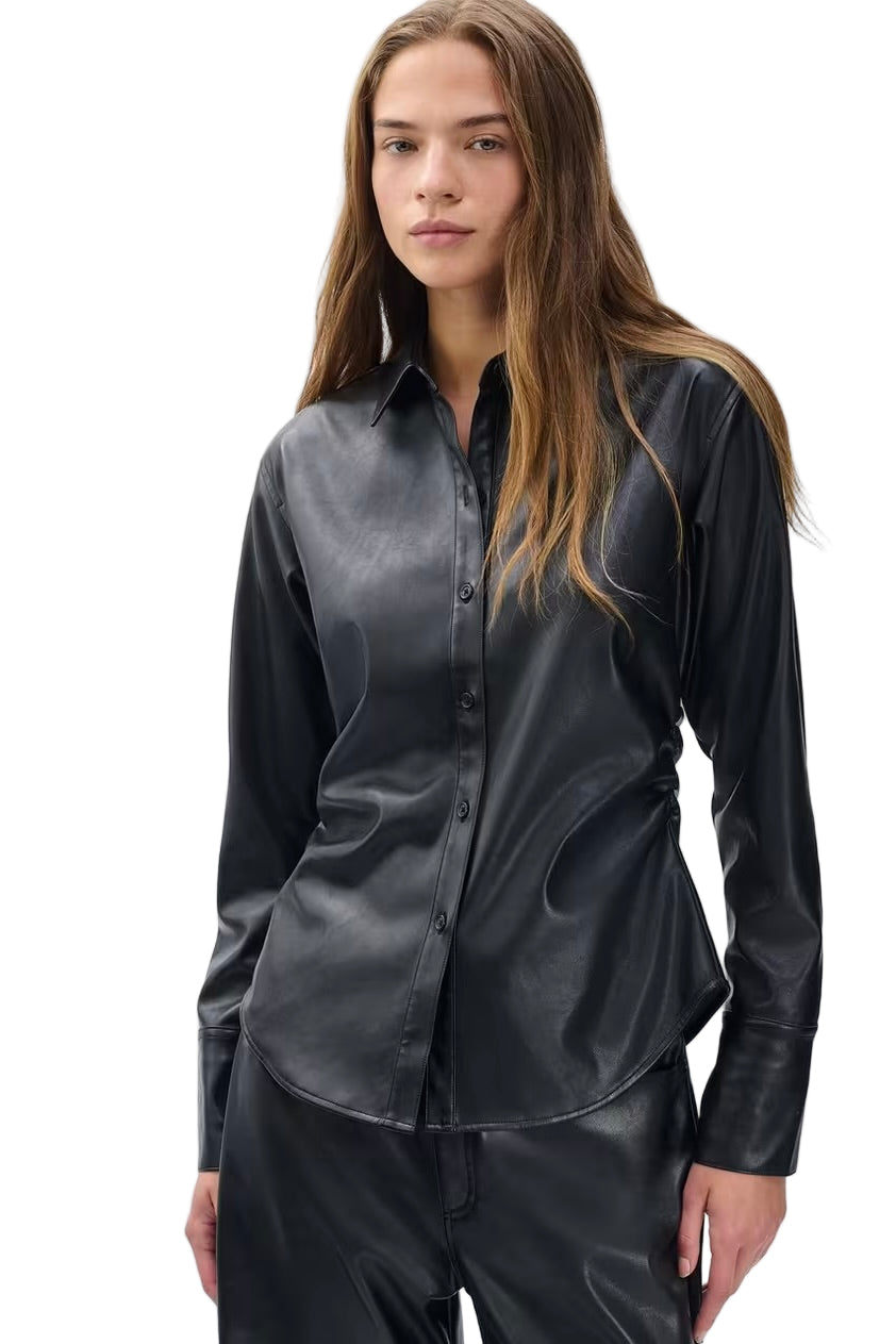 LEAH FAUX LEATHER SHIRT
sassanova