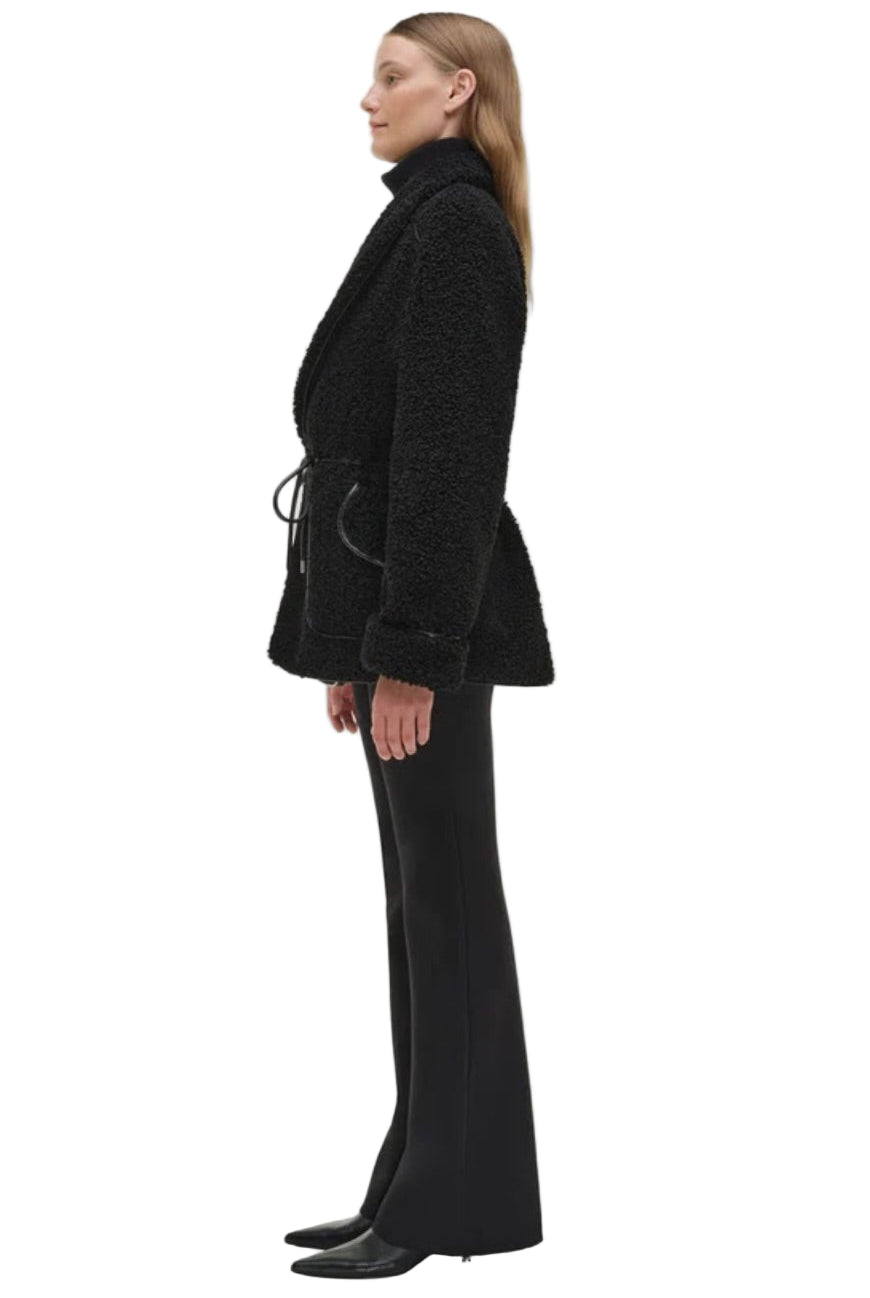 KIMIA TIE WAIST JACKET
sassanova