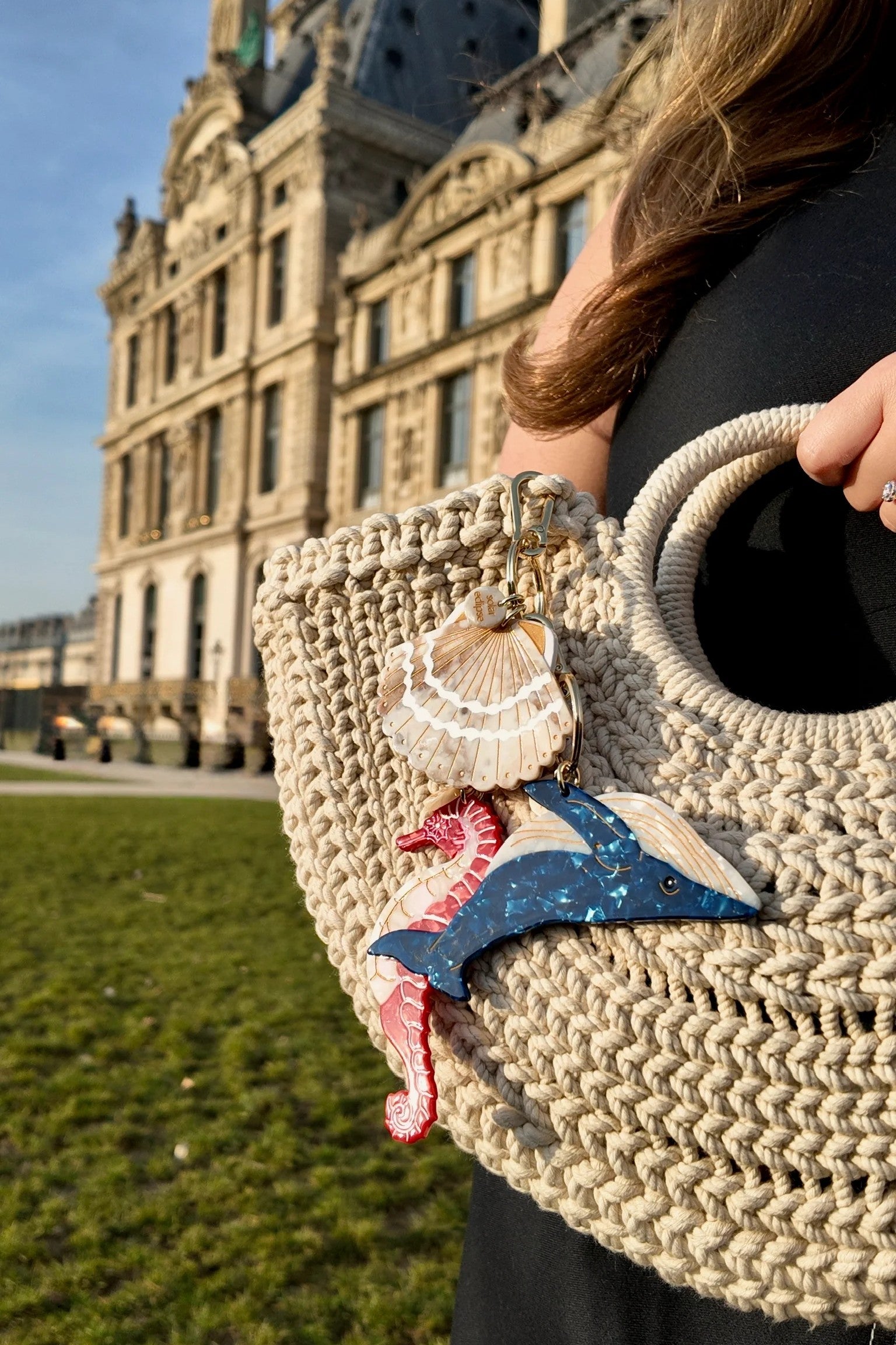 HAND PAINTED SEASHELL BAG CHARM & KEYCHAIN - sassanova