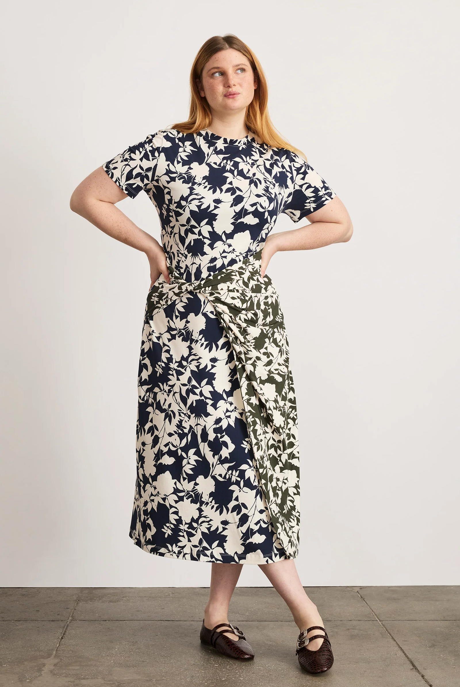 JAN DRESS (R26D182575) - Dresses - Sassanova