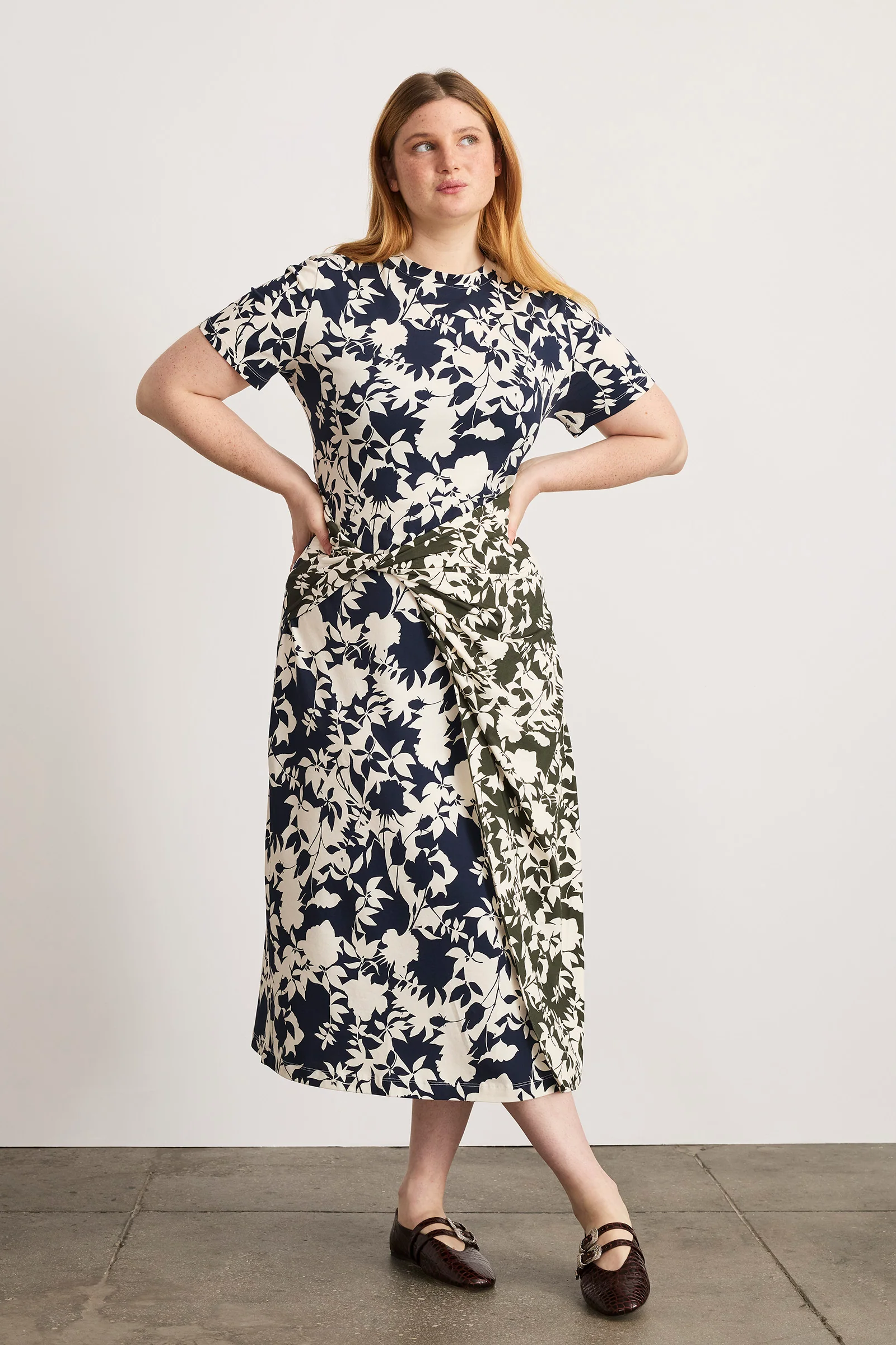 JAN DRESS (R26D182575) - Dresses - Sassanova