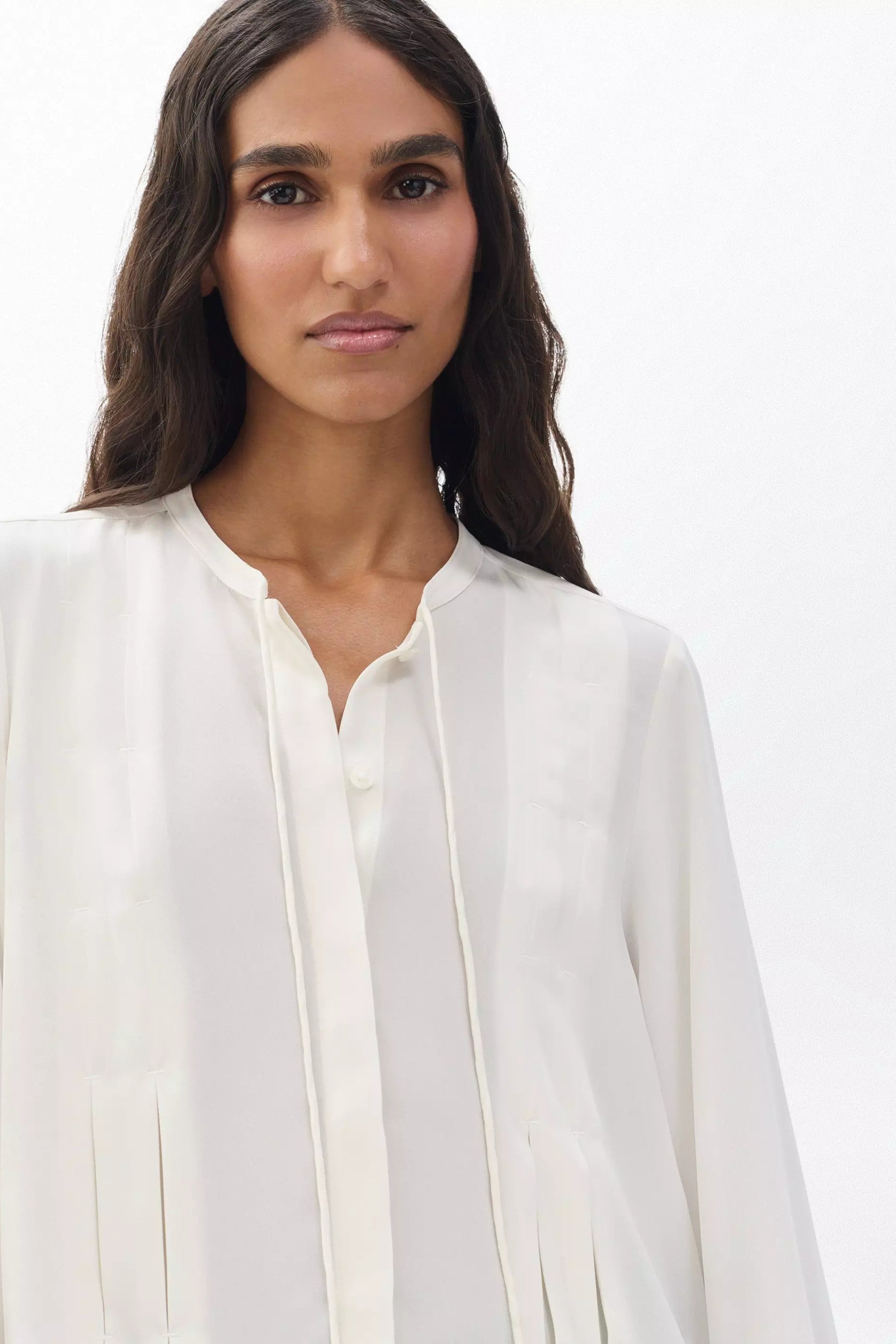 ARDEN PLEATED BLOUSE - Sassanova