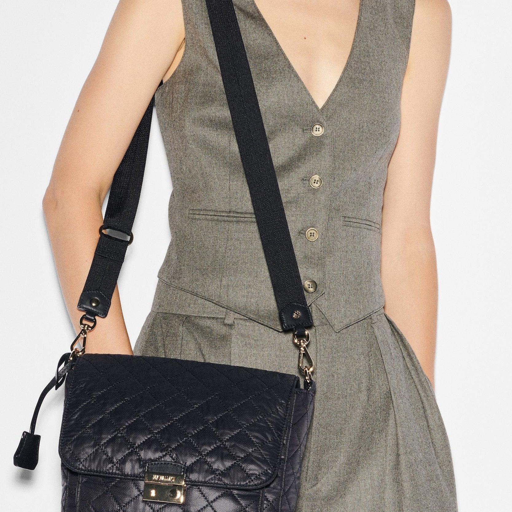 MEDIUM CROSBY LOCK CROSSBODY