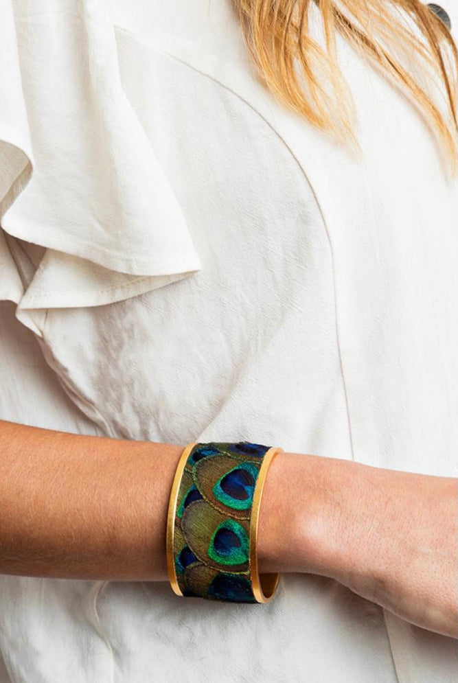 MARY ANN WIDE CUFF - Bracelets - Sassanova