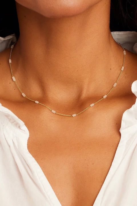 TATUM BEAD NECKLACE- GLD/WHITE