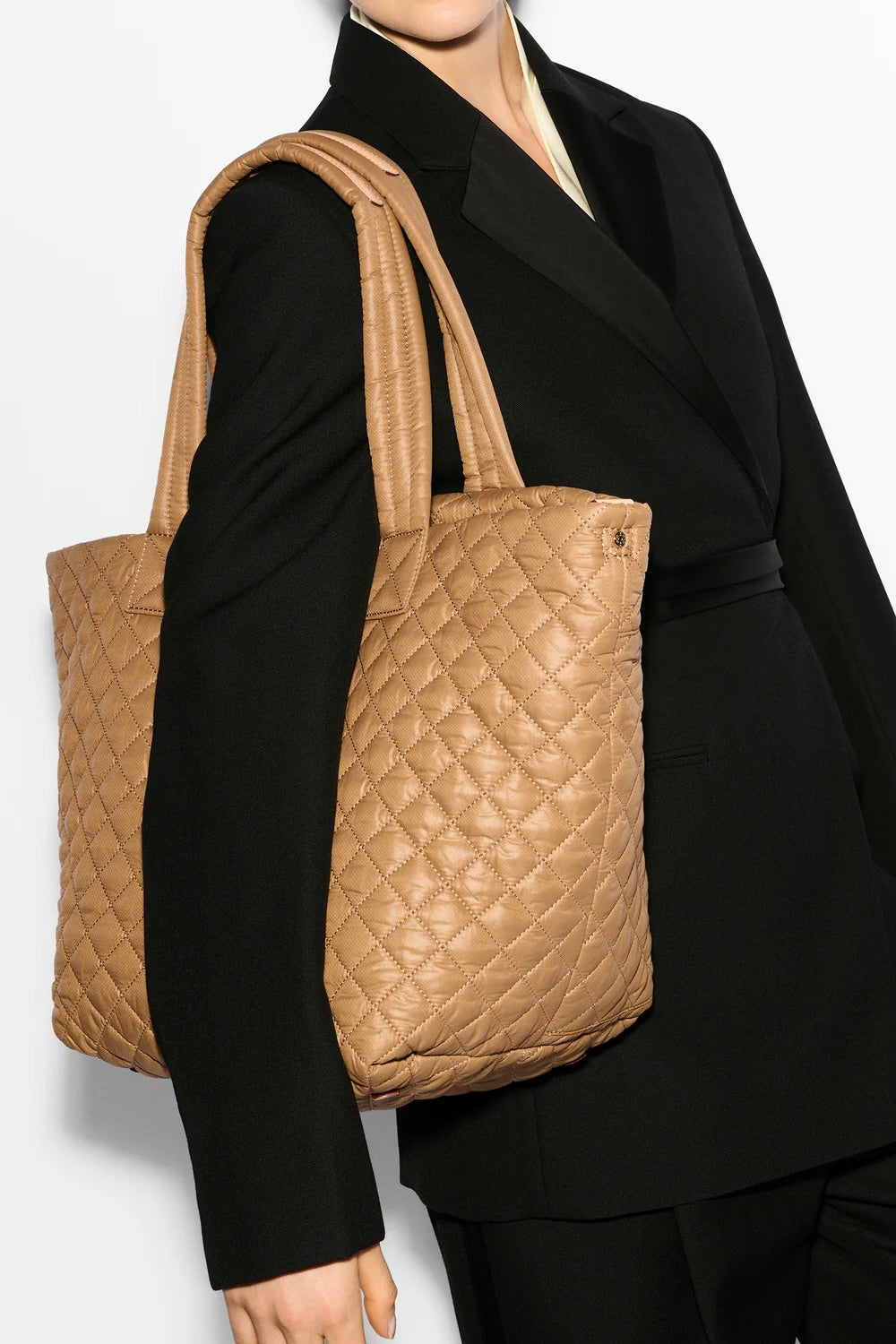 MEDIUM METRO TOTE DELUXE - Handbags - Sassanova