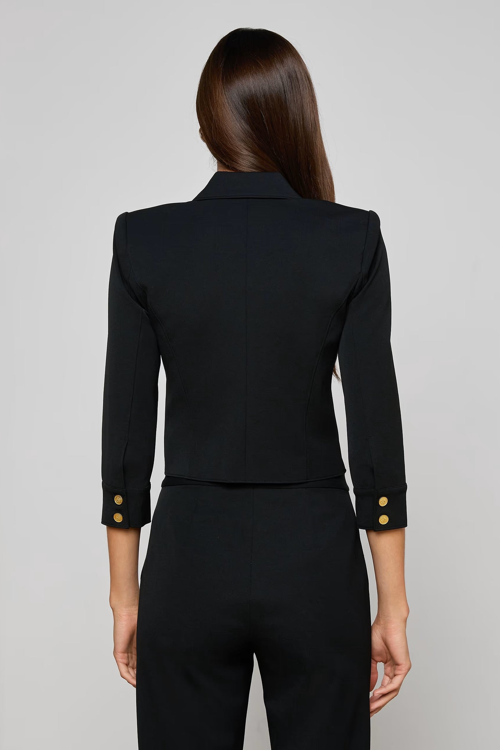 KUMI CROPPED FITTED JACKET - Jackets - Sassanova