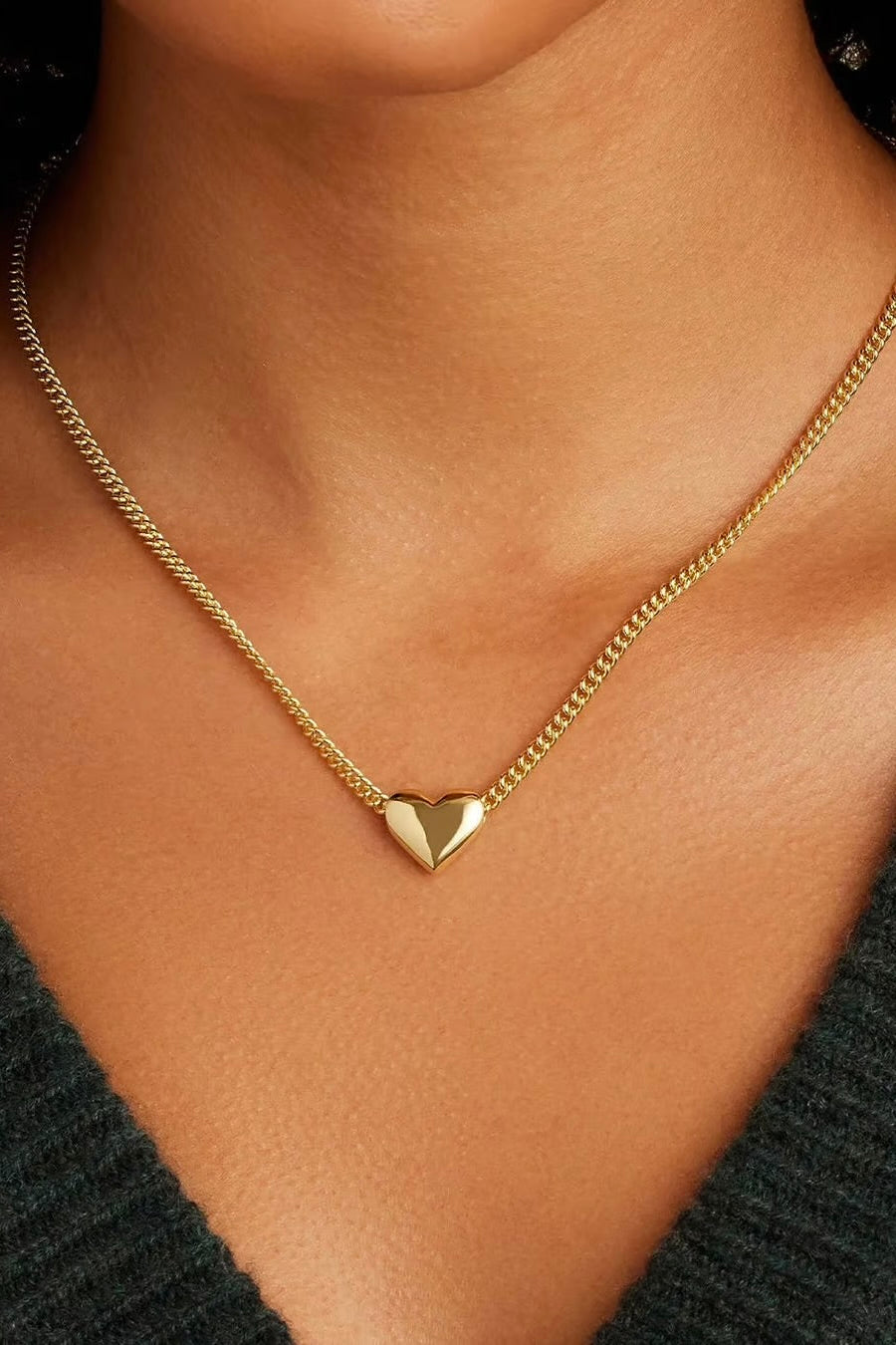 LOU HEART CHARM NECKLACE- GOLD
sassanova