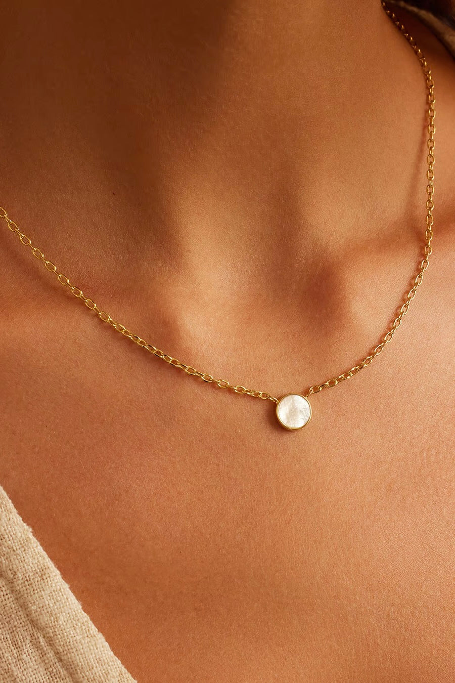 ROSE MARBLE COIN NECKLACE
sassanova