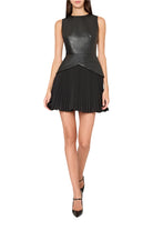 DRESS
sassanova