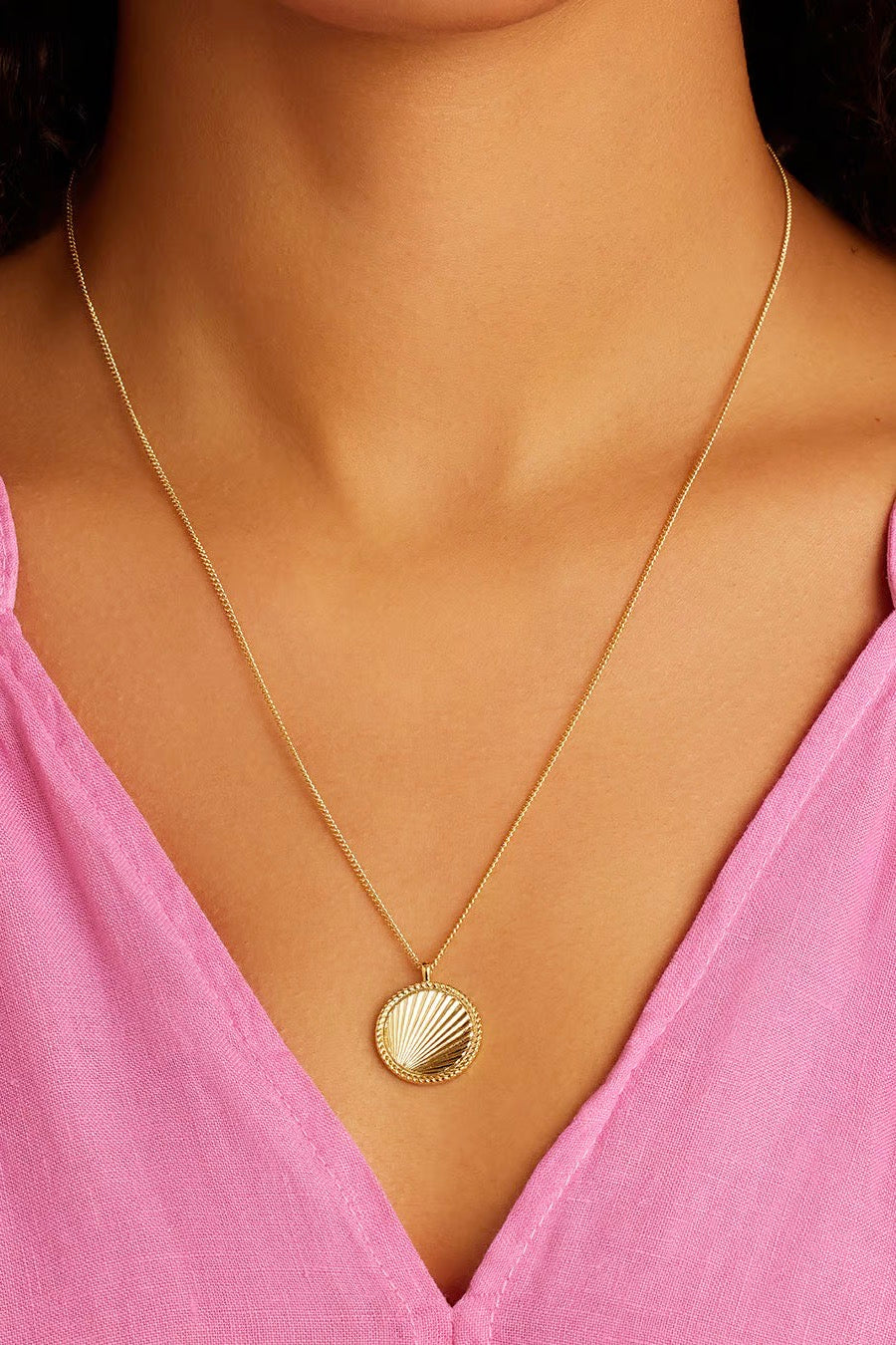 SUNNY PENDANT NECKLACE- GLD
sassanova