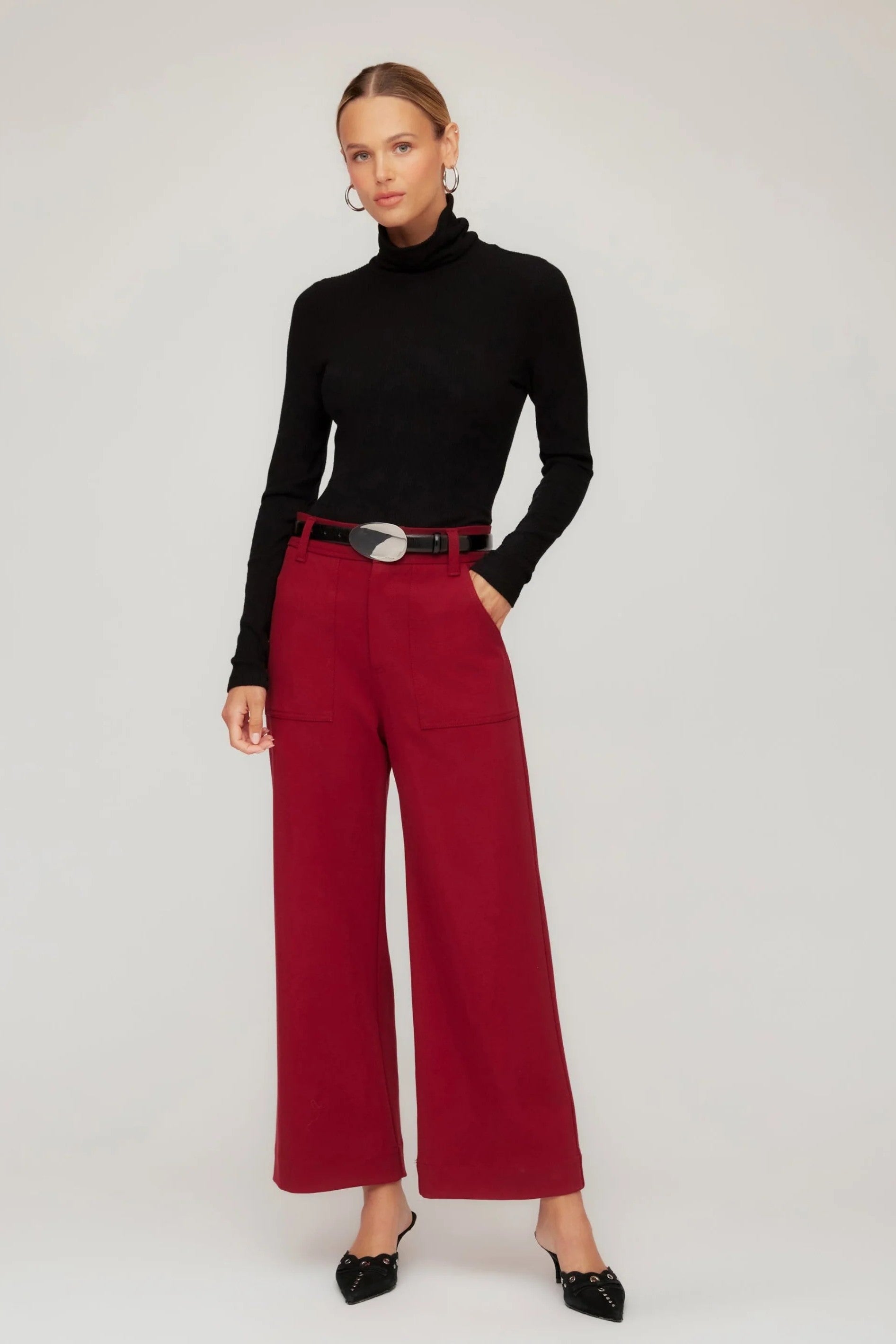 RYLEE CROPPED PANTS - Pants - Sassanova