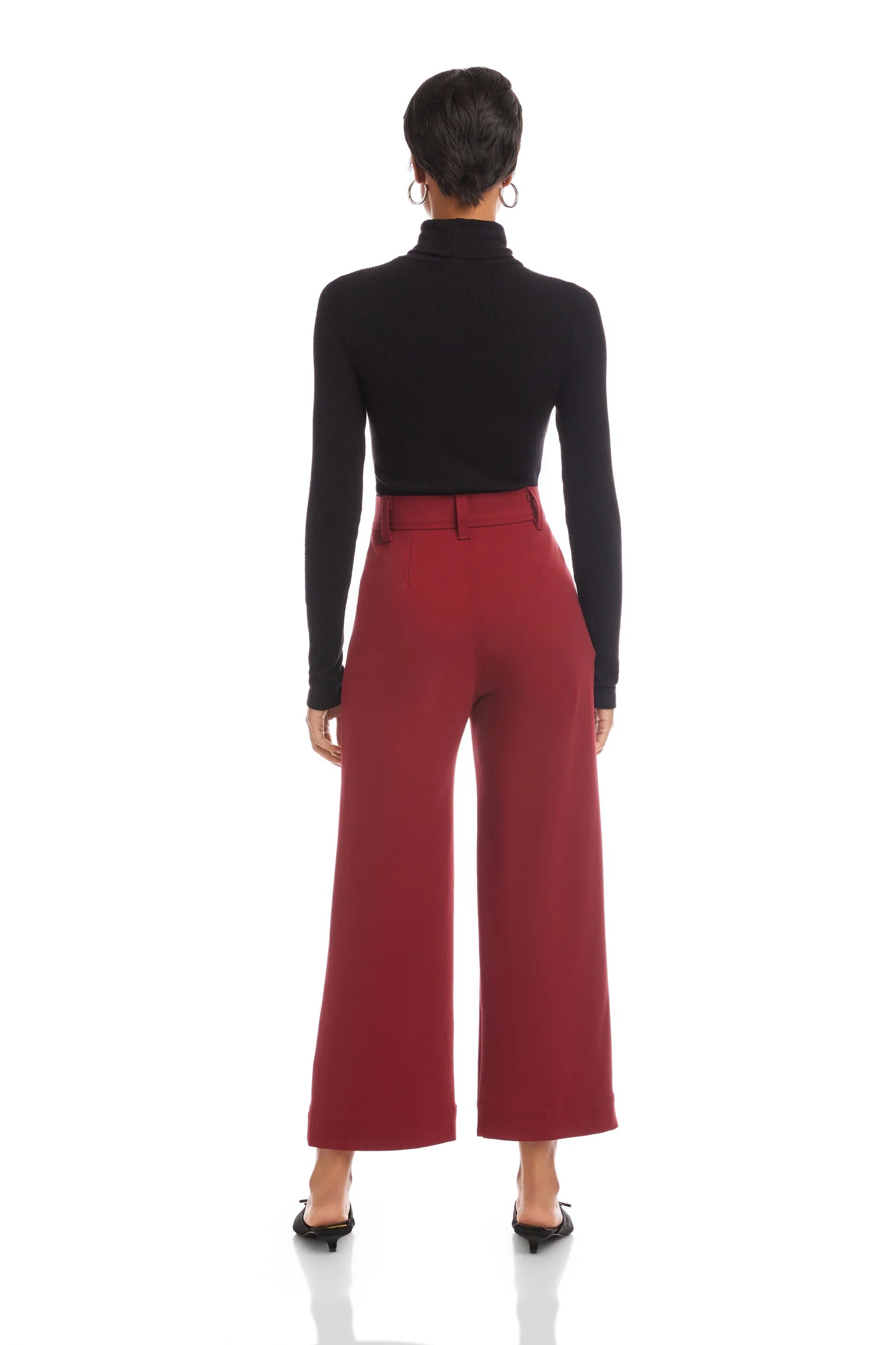 RYLEE CROPPED PANTS - Pants - Sassanova