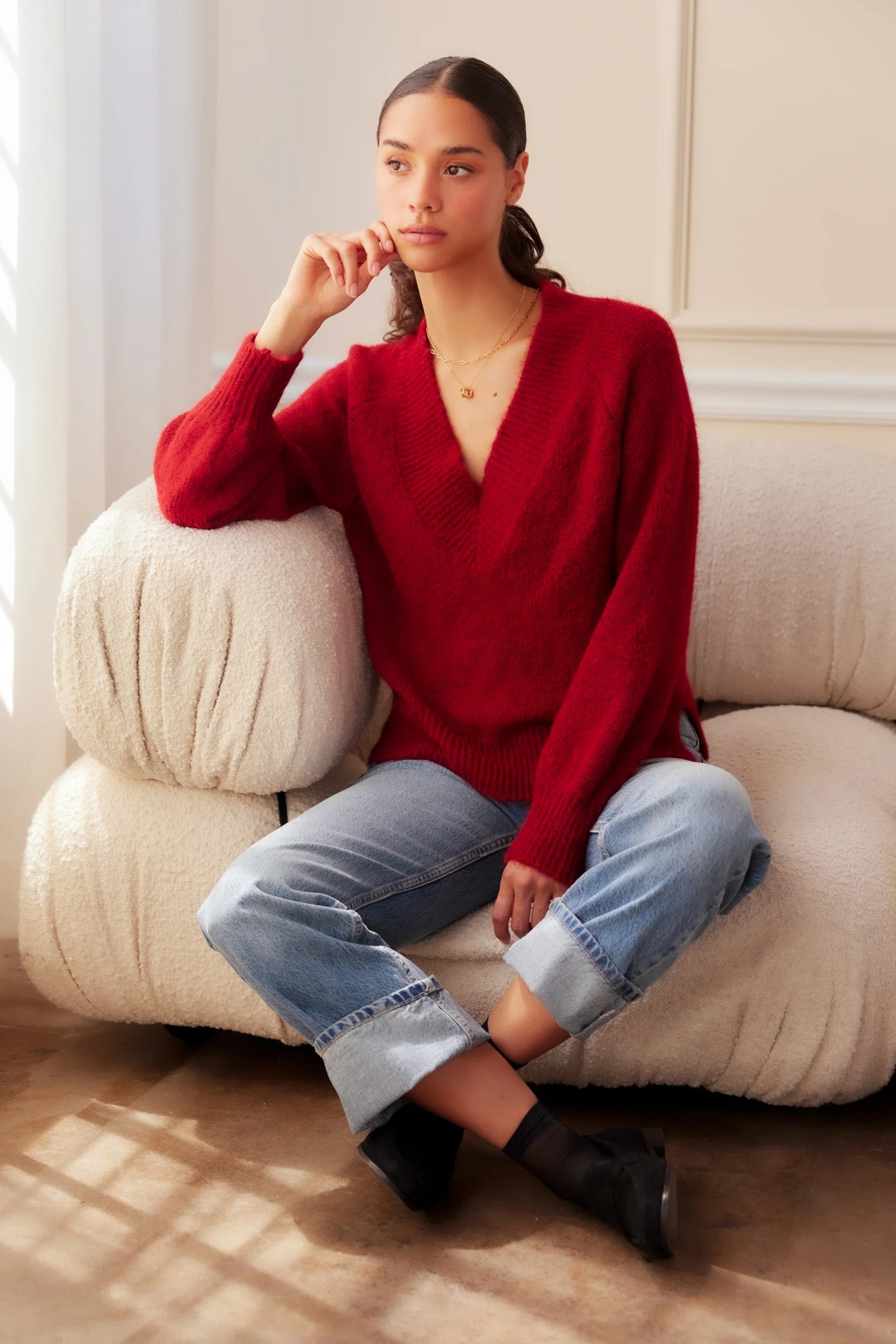 HEATHER V NECK SWEATER - Sweaters - Sassanova