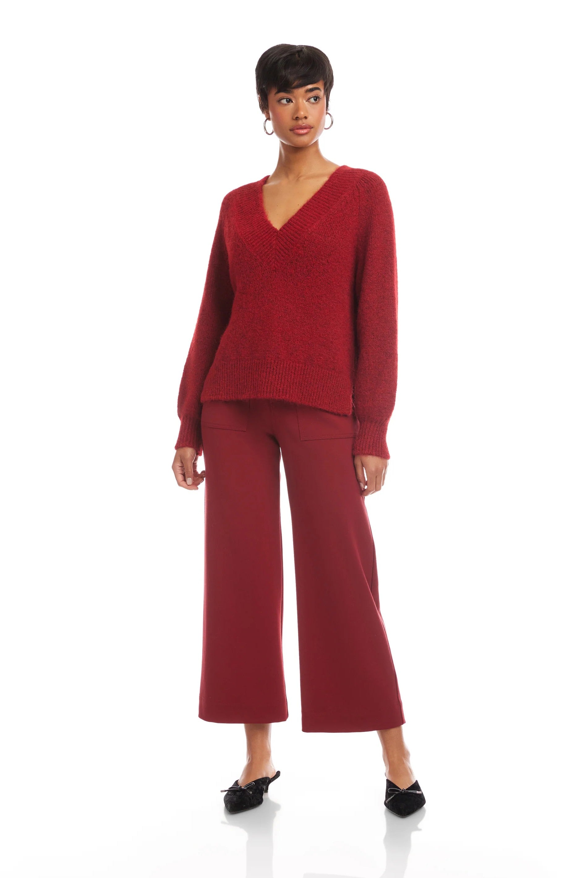 HEATHER V NECK SWEATER - Sweaters - Sassanova