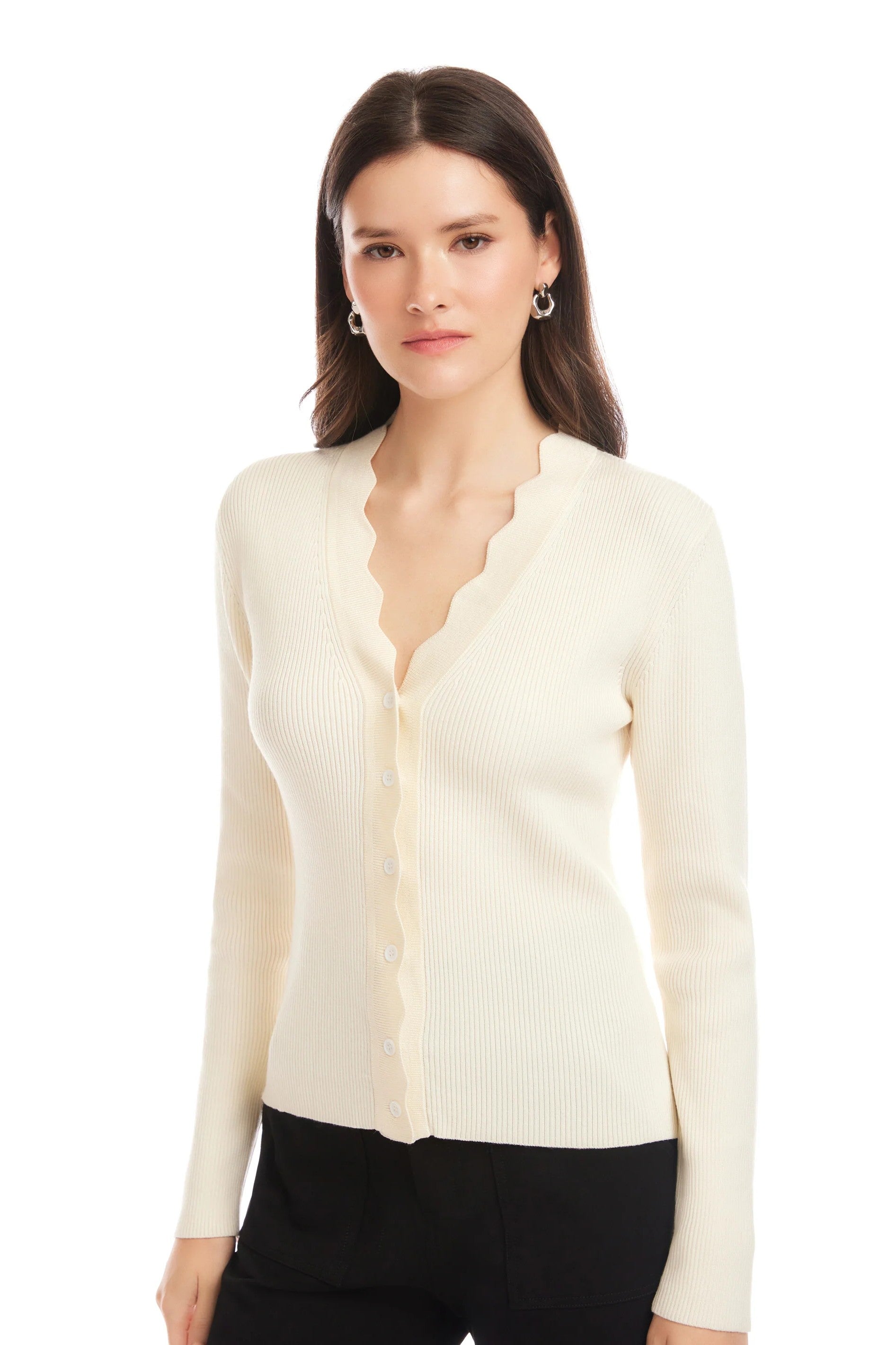 BLISS SCALLOP EDGE CARDIGAN - Sweaters - Sassanova