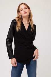 CONTRAST ASYMMETRIC TOP