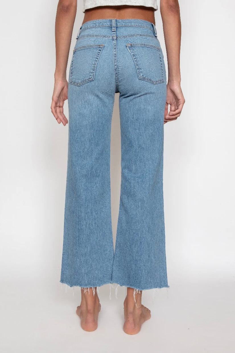 WIDE LEG CROP
sassanova