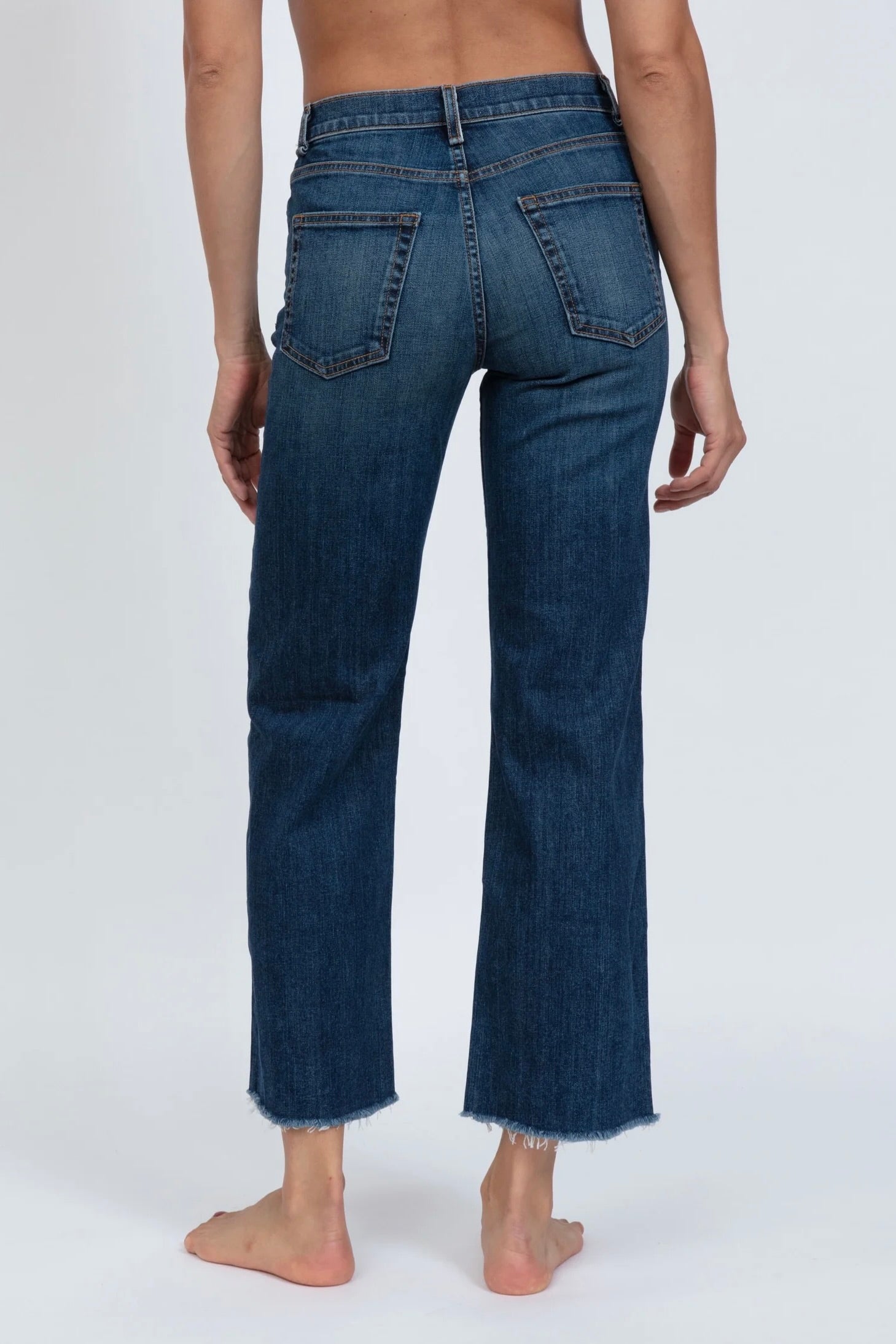 WIDE LEG CROP
sassanova