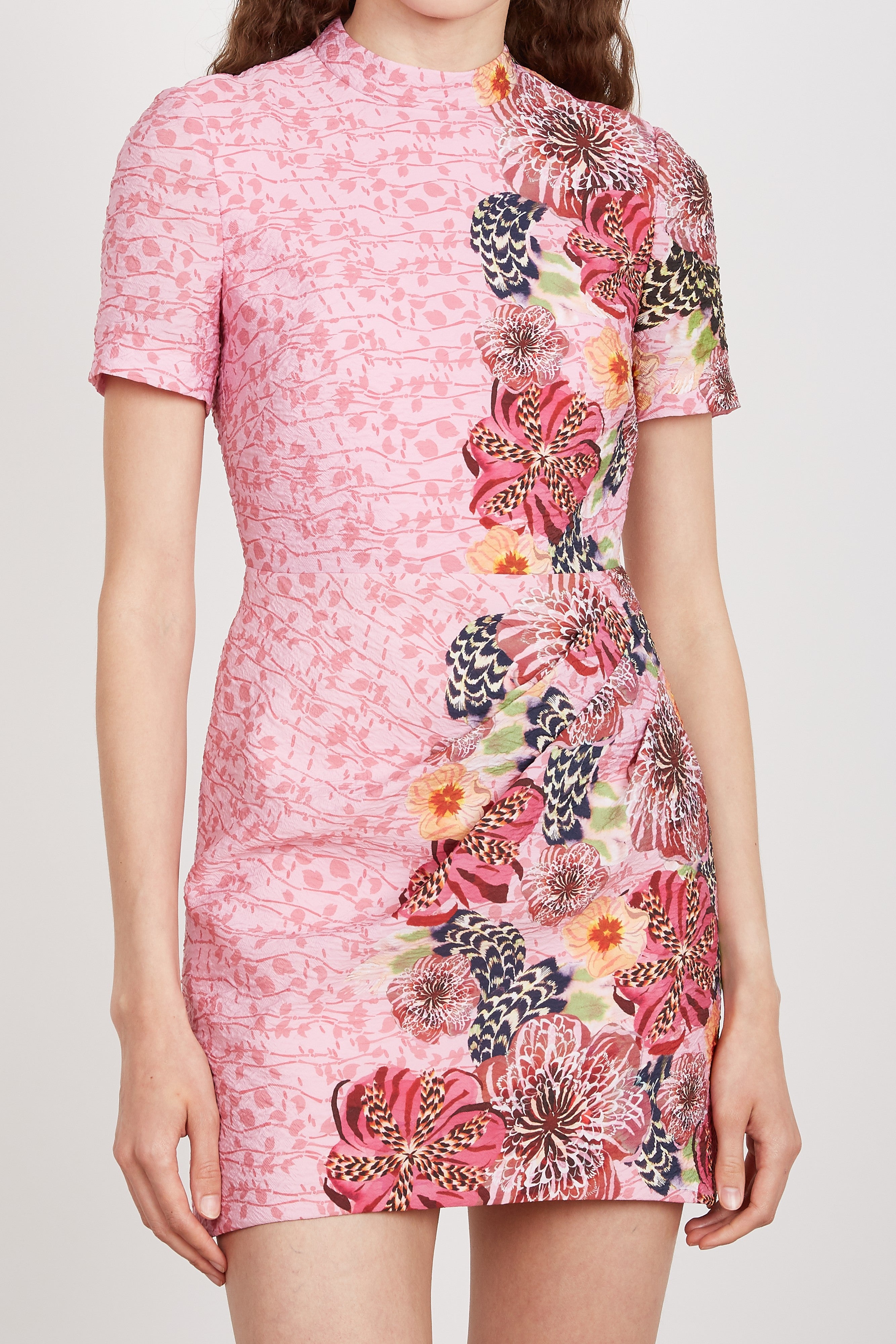 DRAPED MIN DRESS - Dresses - Sassanova