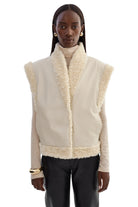 DUA VEST
sassanova