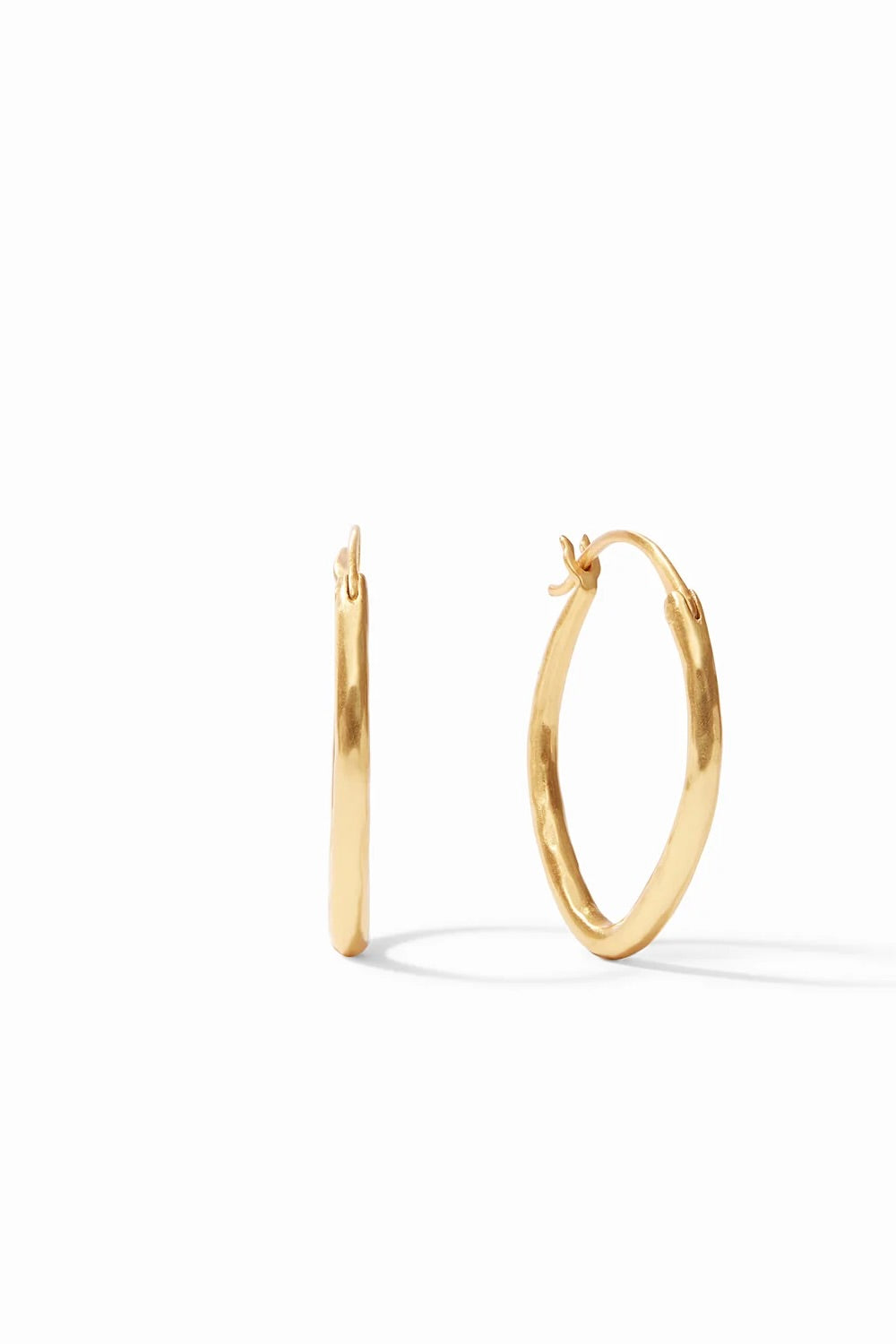 FLEUR DE LIS DOUBLE HOOP EARRING- GOLD
sassanova
