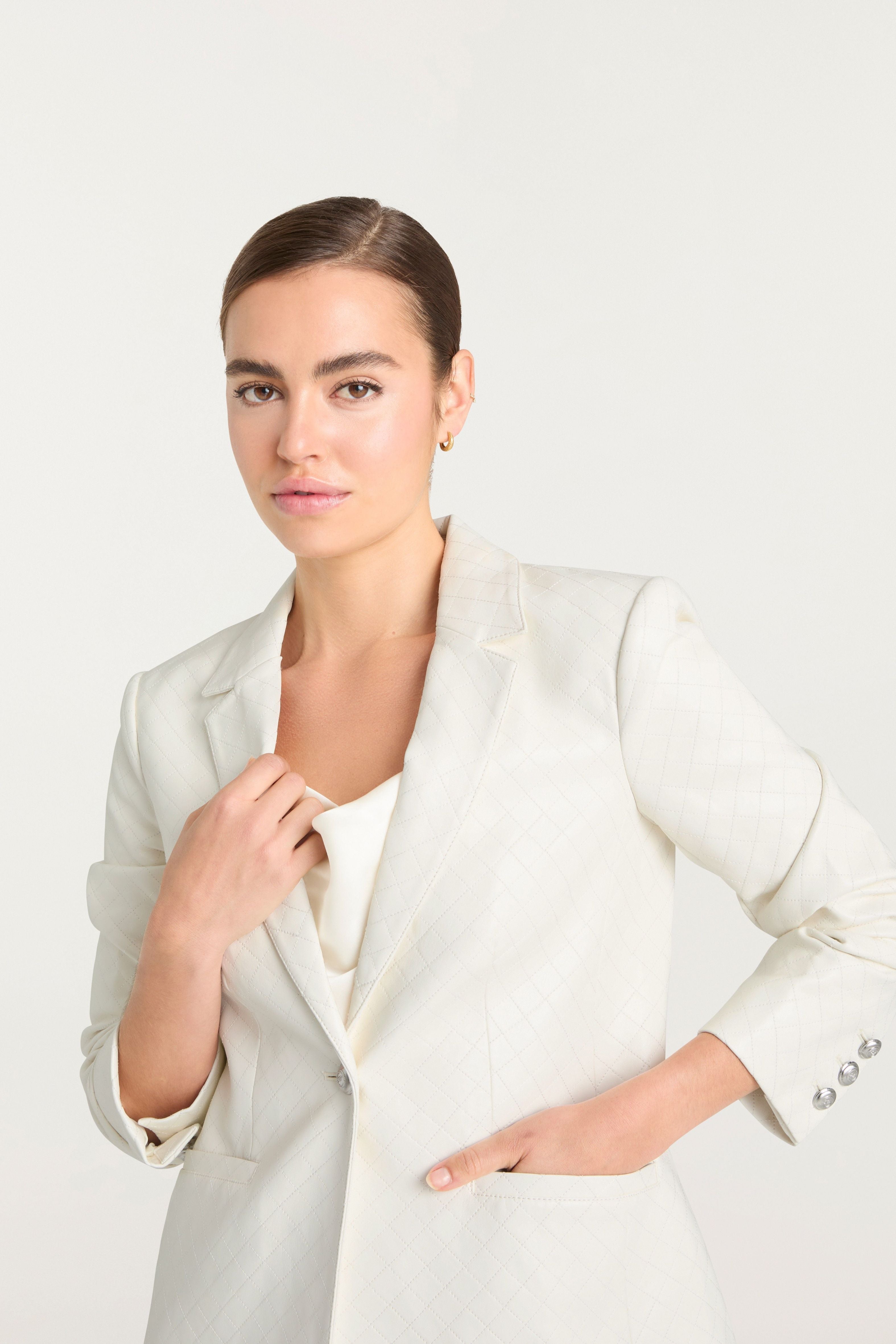 QUILTED KHLOE BLAZER - Jackets - Sassanova