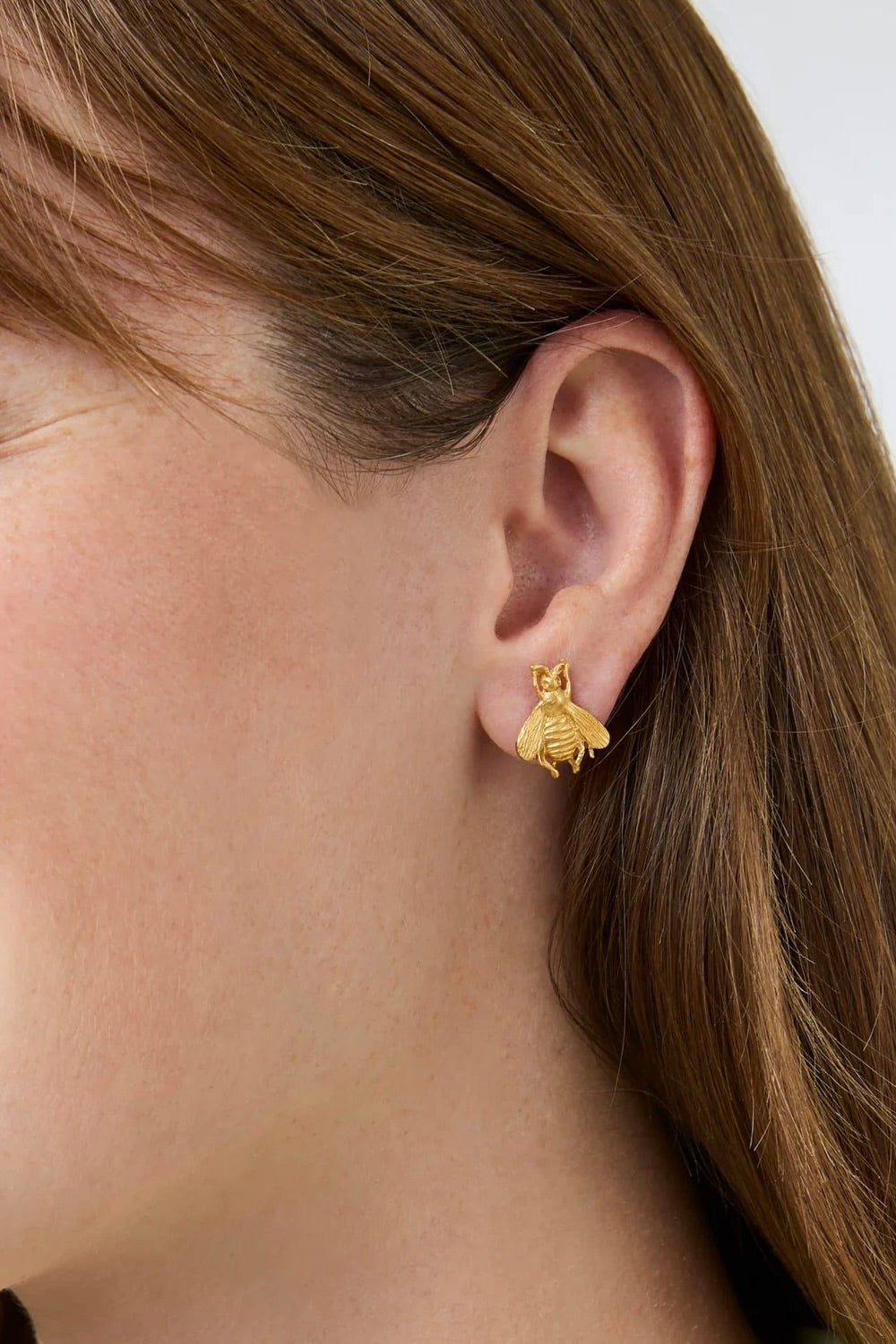 BEE STUD GOLD
sassanova