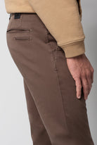 HIGH PERFORMANCE CHINO - Pants - Novaman