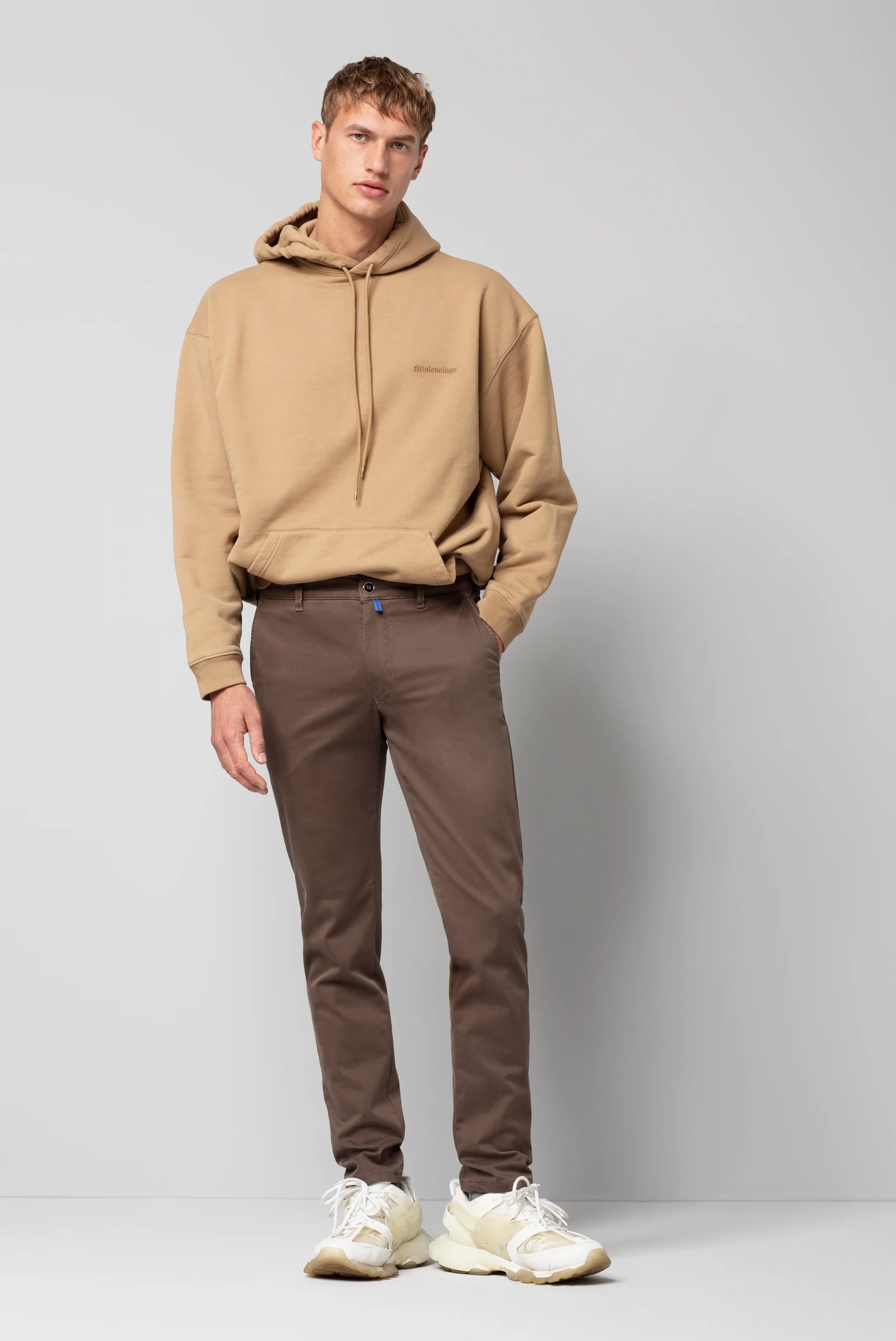 HIGH PERFORMANCE CHINO - Pants - Novaman