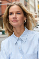 WYNNIE PEARL HOOP EARRING - Earrings - Sassanova