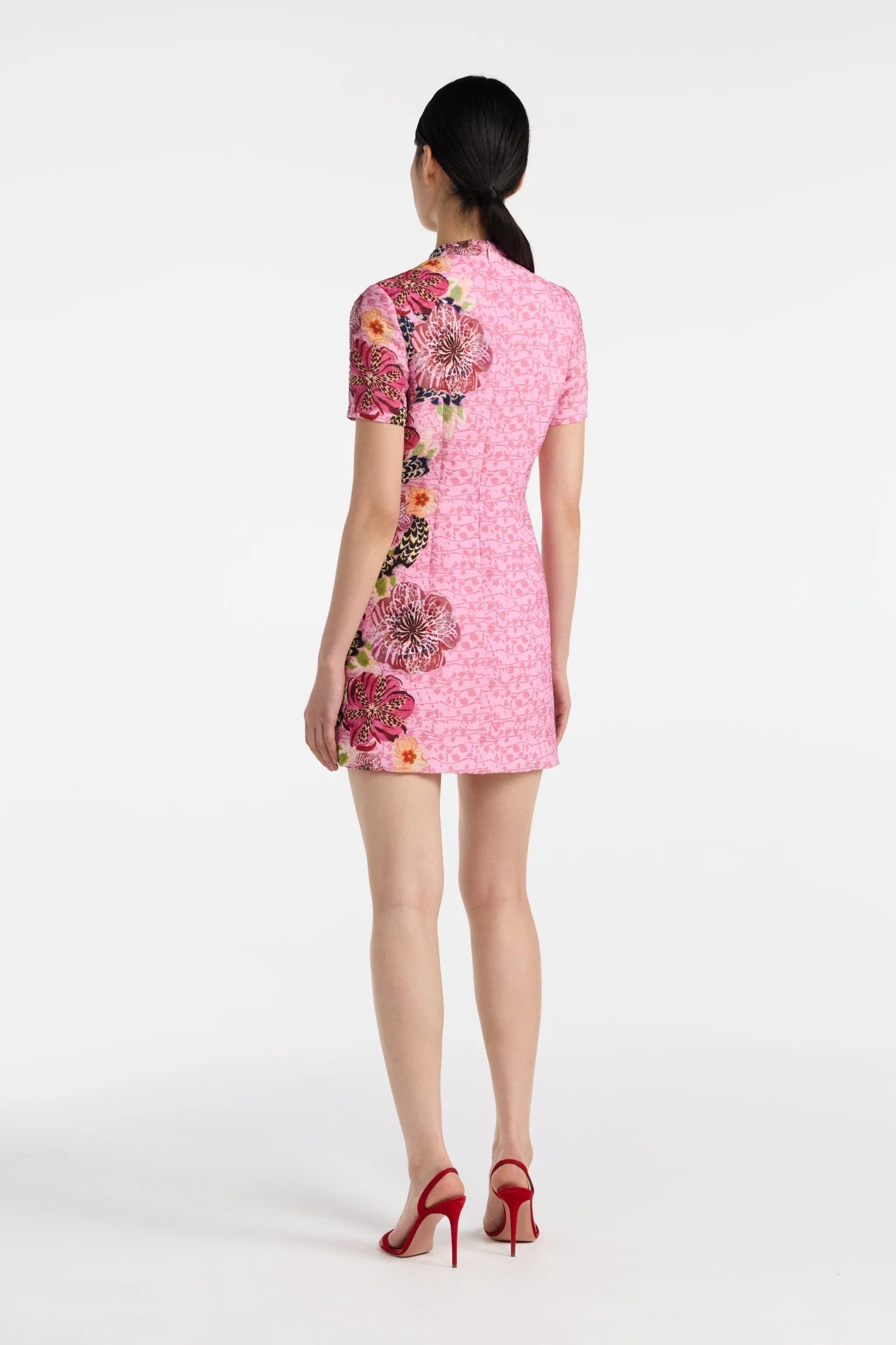 DRAPED MIN DRESS - Dresses - Sassanova