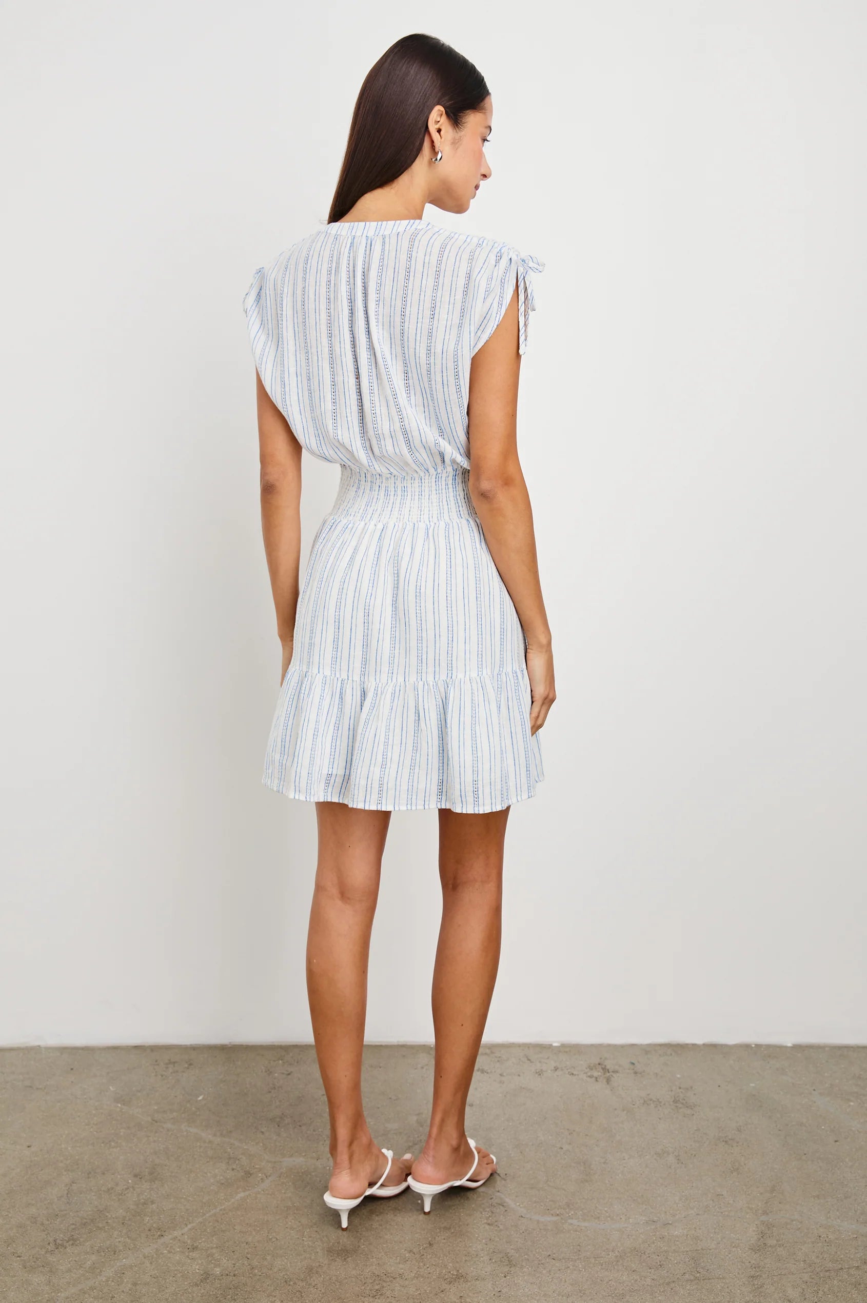 SAMINA DRESS
sassanova