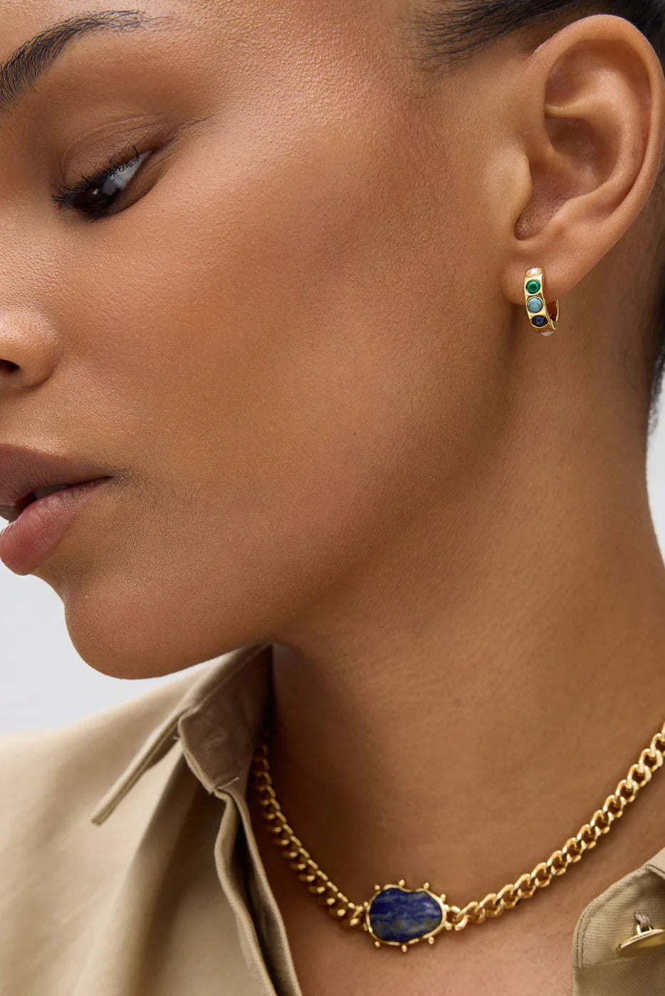PETRA HUGGIE HOOP- MULTI - Earrings - Sassanova