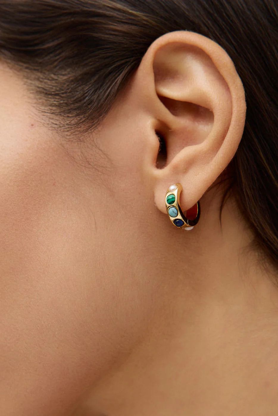 PETRA HUGGIE HOOP- MULTI - Earrings - Sassanova